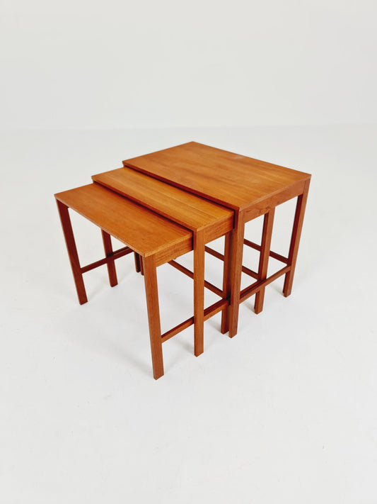 Midcentury Danish teak Nesting Tables by Peter Hvidt & Orla Mölgaard for Cado , 3 Set 1960s