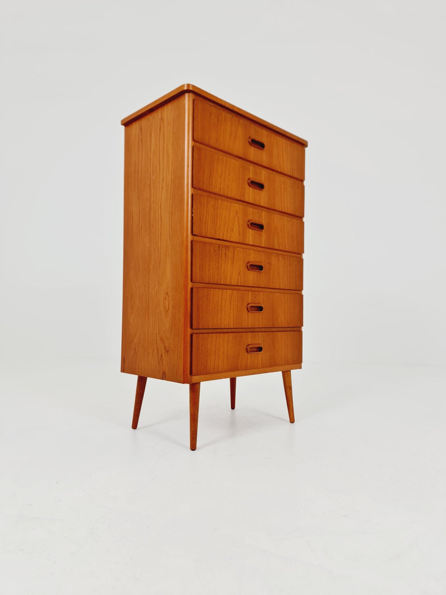 Midcentury danish design chest of drawers / drawer dresser /6 drawers cabinet, 1960s