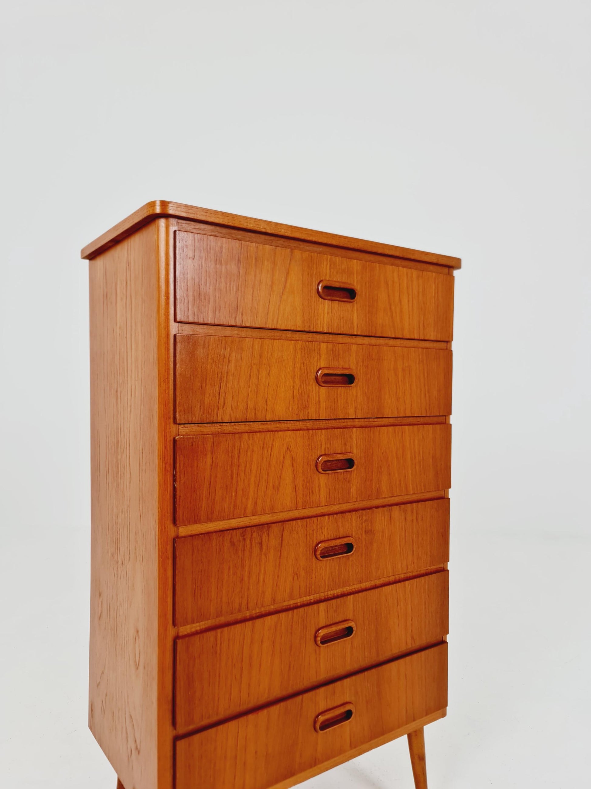 Midcentury danish design chest of drawers / drawer dresser /6 drawers cabinet, 1960s
