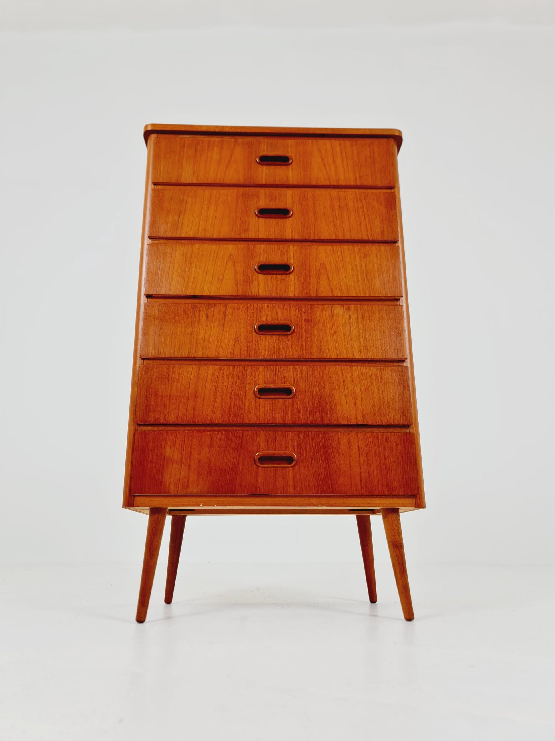 Midcentury danish design chest of drawers / drawer dresser /6 drawers cabinet, 1960s