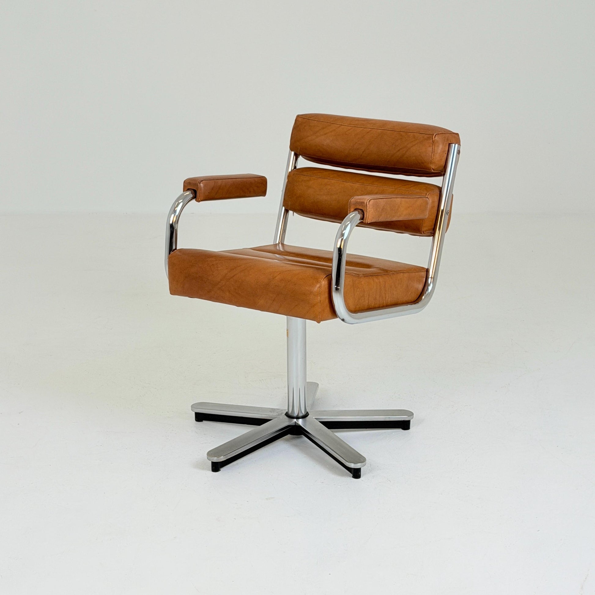Mid-Century Bauhaus Executive Swivel Armchair | Cognac Leather & Chrome Star Base | Italy 1980s