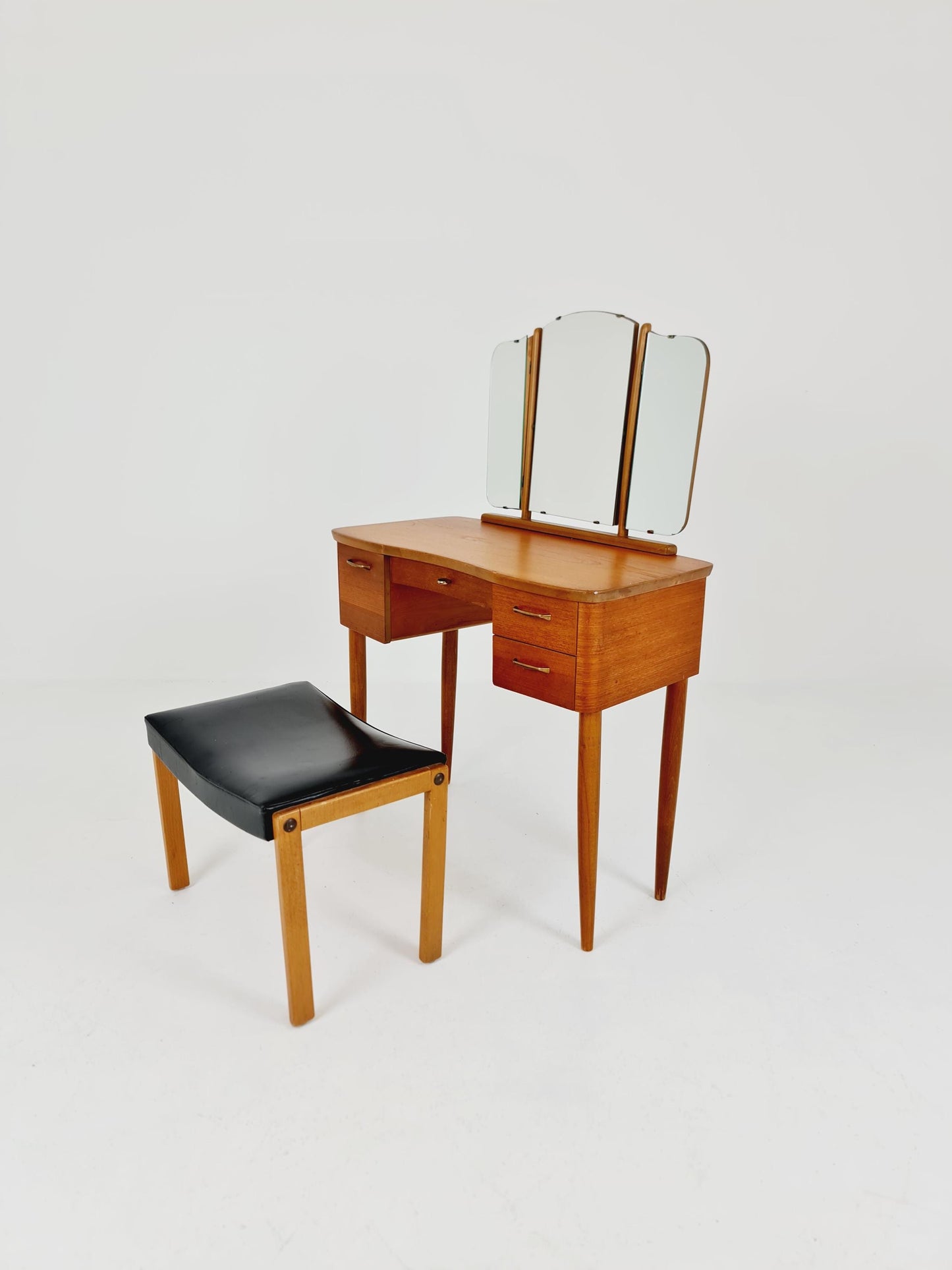 Mid Century Modern teak vanity table/ make up table with stool by Fröseke for AB nybrofabriken, 1960s