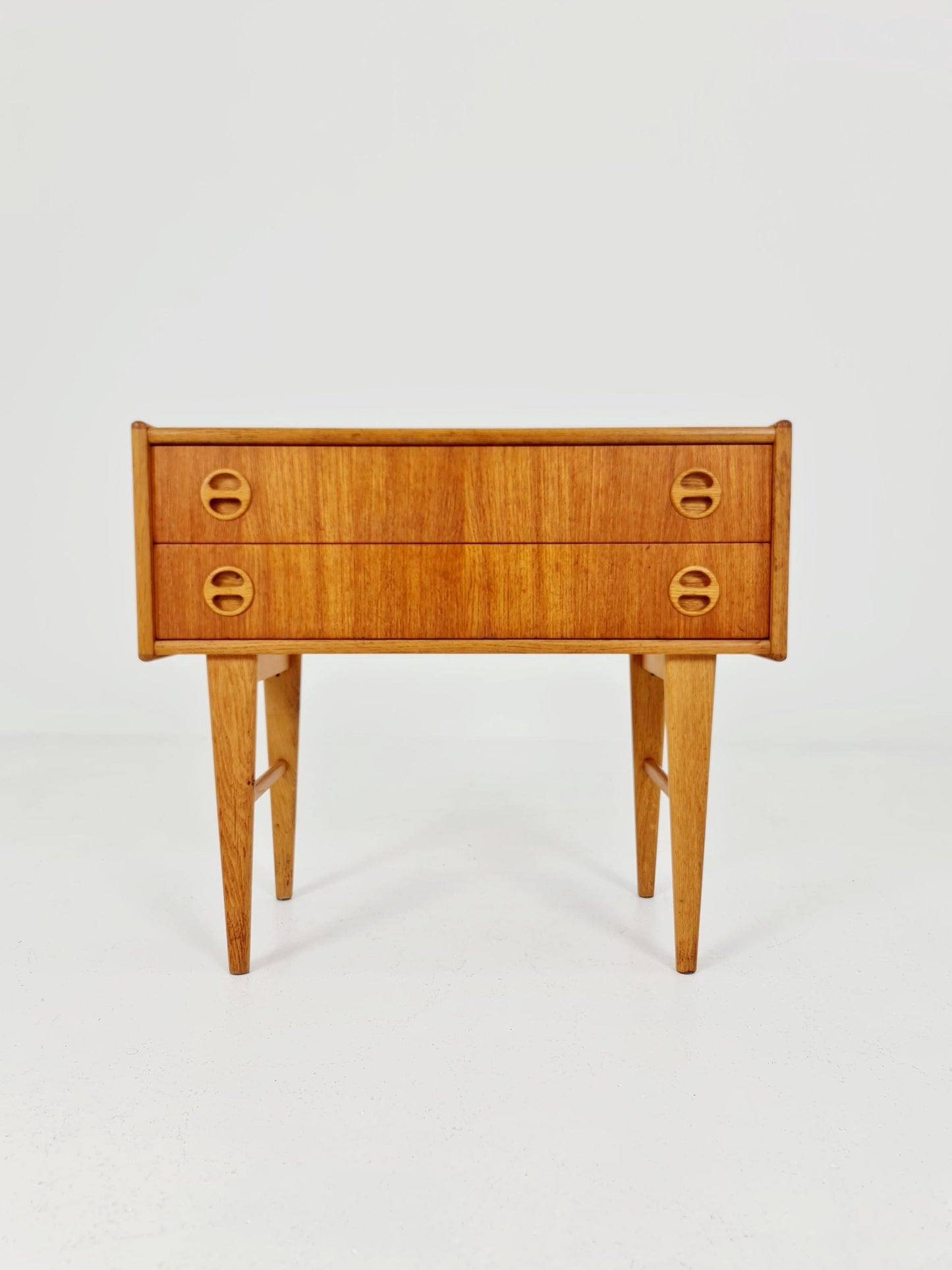 Midcentury Carlström & Co Teak Vintage Side table/ Bedside table/ Night stand straight from the sixties