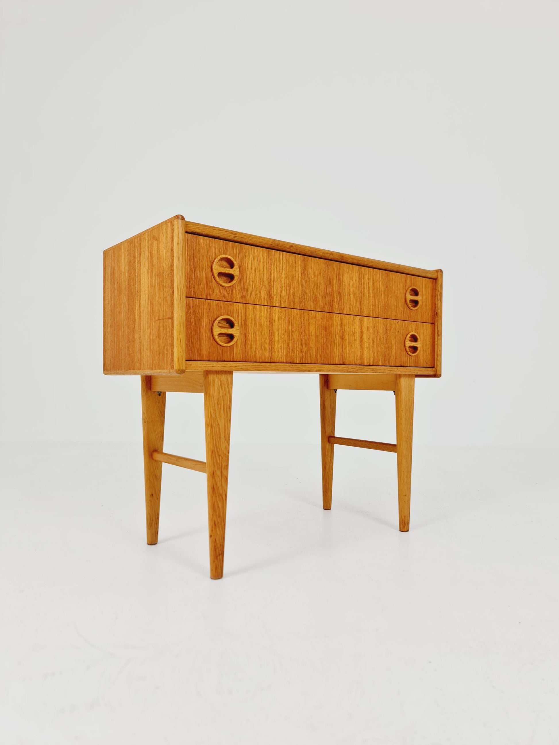 Midcentury Carlström & Co Teak Vintage Side table/ Bedside table/ Night stand straight from the sixties