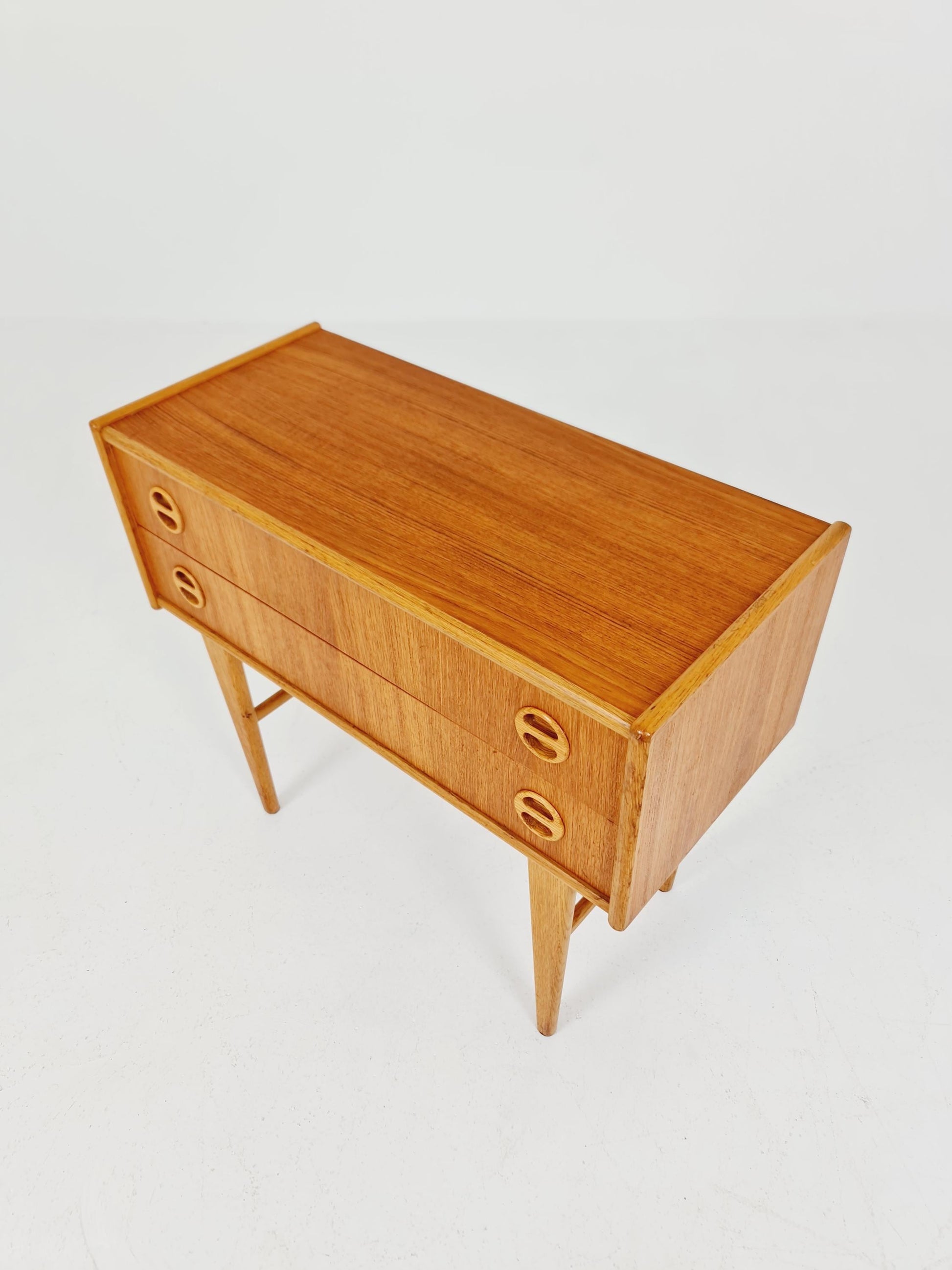 Midcentury Carlström & Co Teak Vintage Side table/ Bedside table/ Night stand straight from the sixties