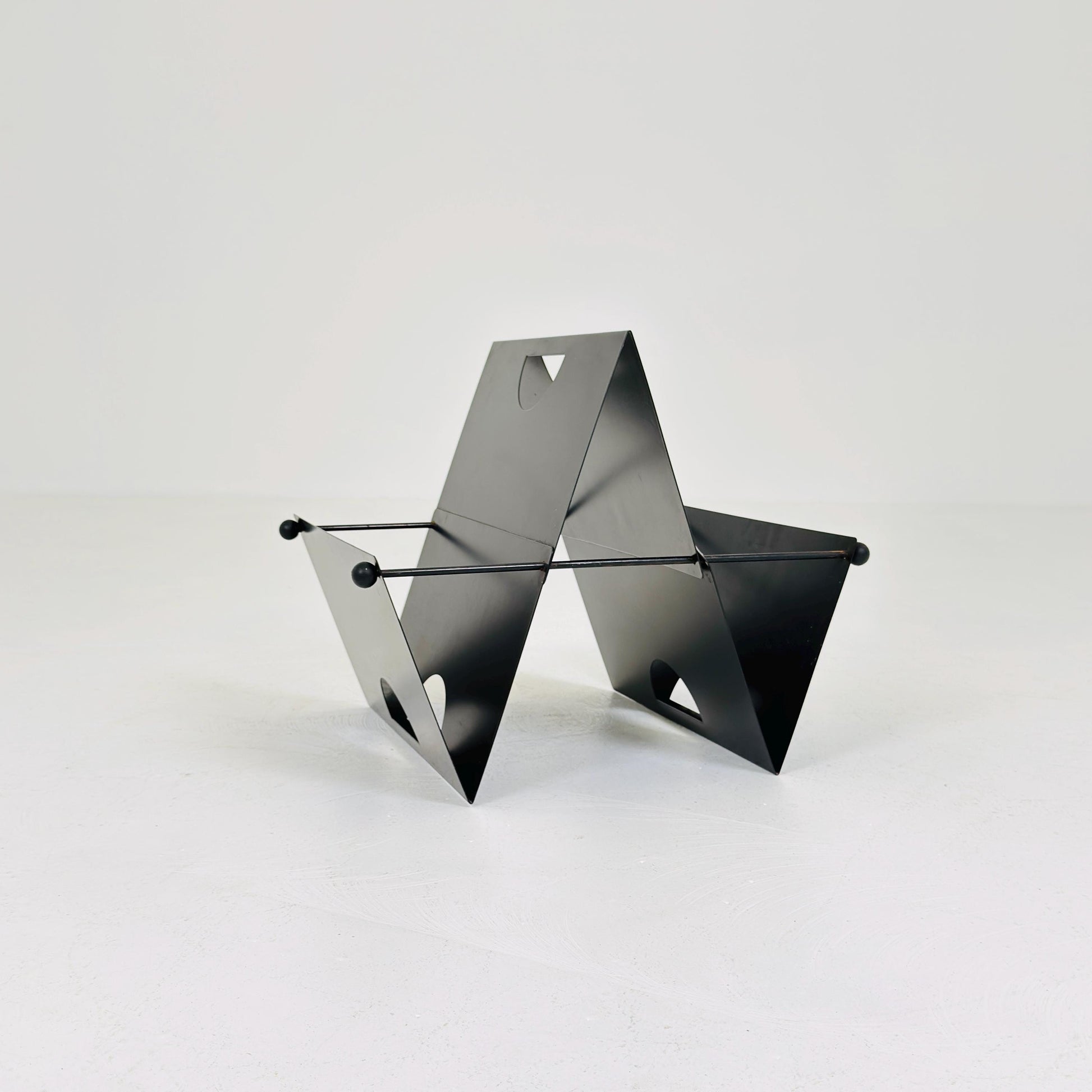 Mid century Postmodern Magazine Rack by Ettore Sottsass Style | Memphis Design |Italy 1980s