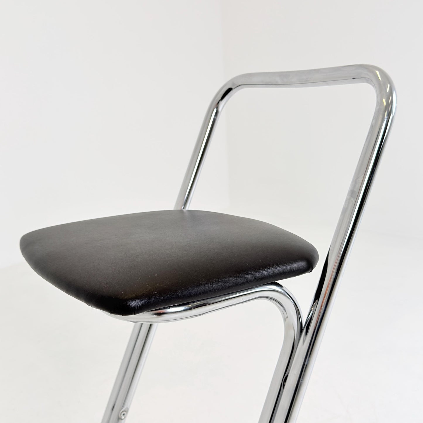 Mid-Century Italian Bar Stool | Chrome Tubular Steel & Black Faux Leather | 1980s Italy