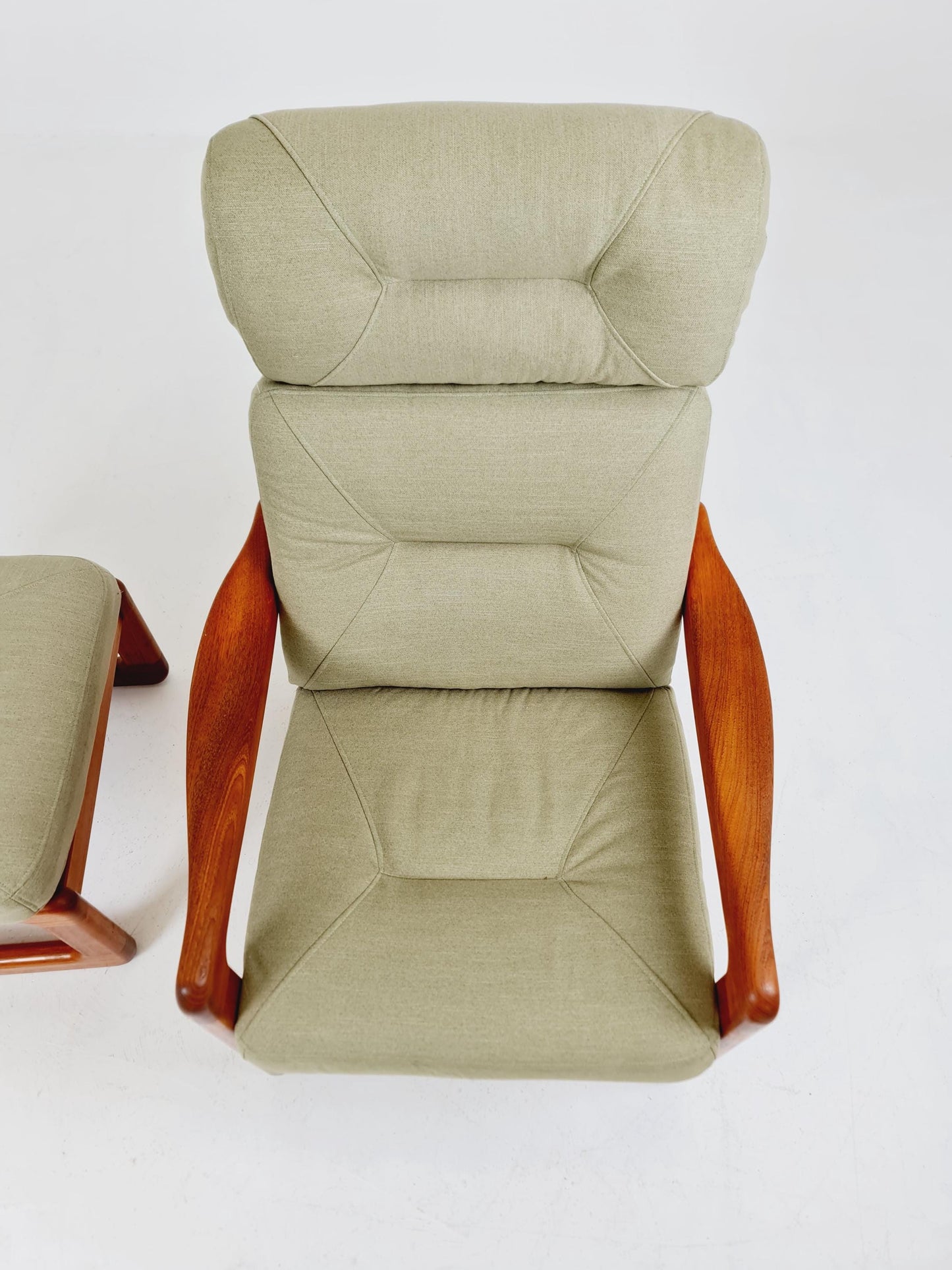 Mid century teak easy lounge chairs With Ottoman by Johannes Andersen for Holsterbo Möbelfabrik , 1960s
