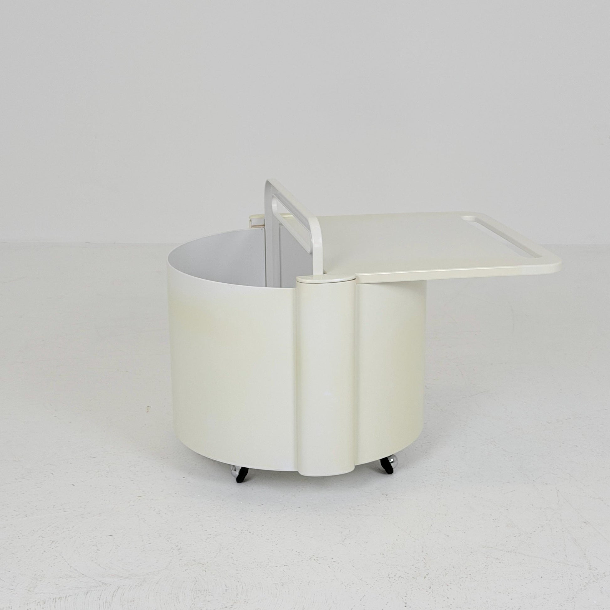 Mid century Livia Castelli Mobile Bar & Serving Trolley | FAIN Italy | Off-White ABS Plastic Italy 1970s