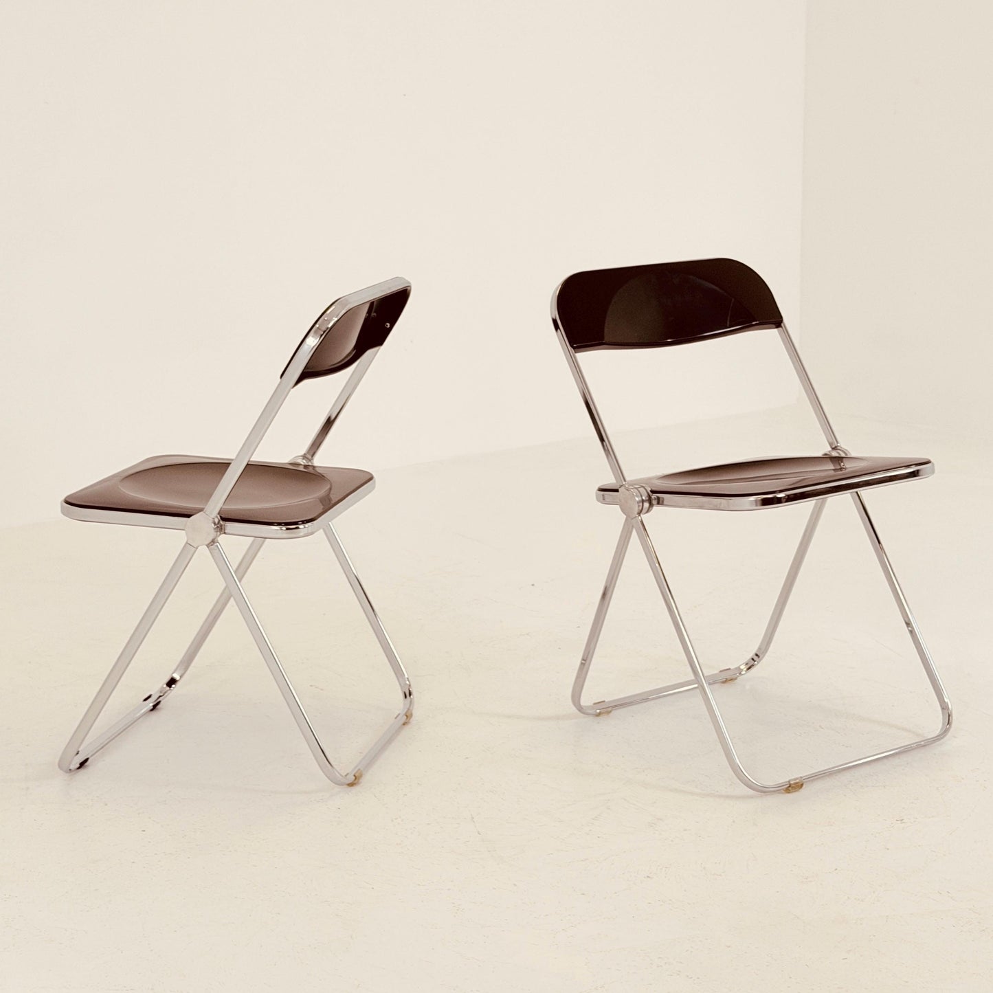 Set of 2 vintage Italian Plia Folding Chairs by Giancarlo Piretti for Castelli, 1970s