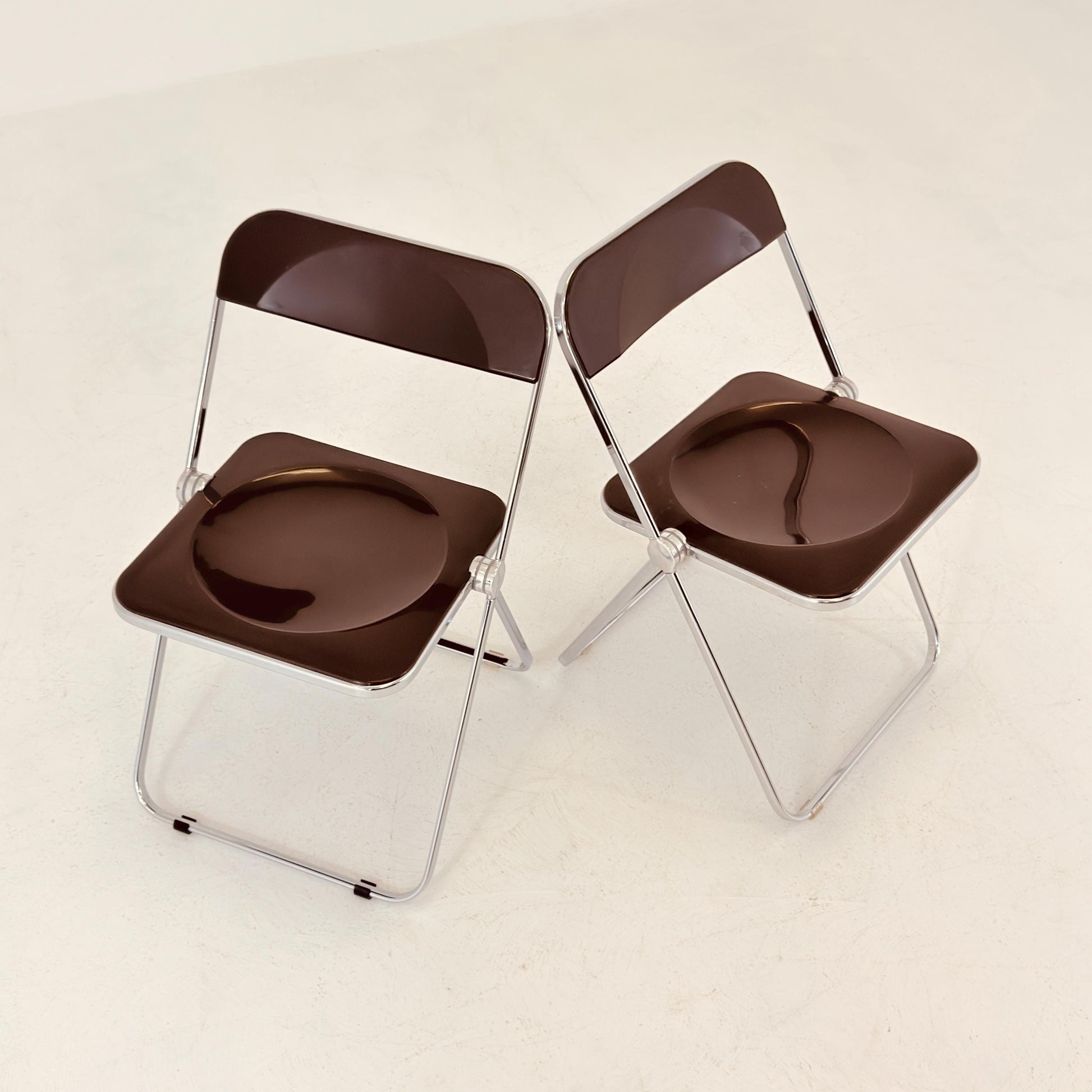 Set of 2 vintage Italian Plia Folding Chairs by Giancarlo Piretti for Castelli, 1970s