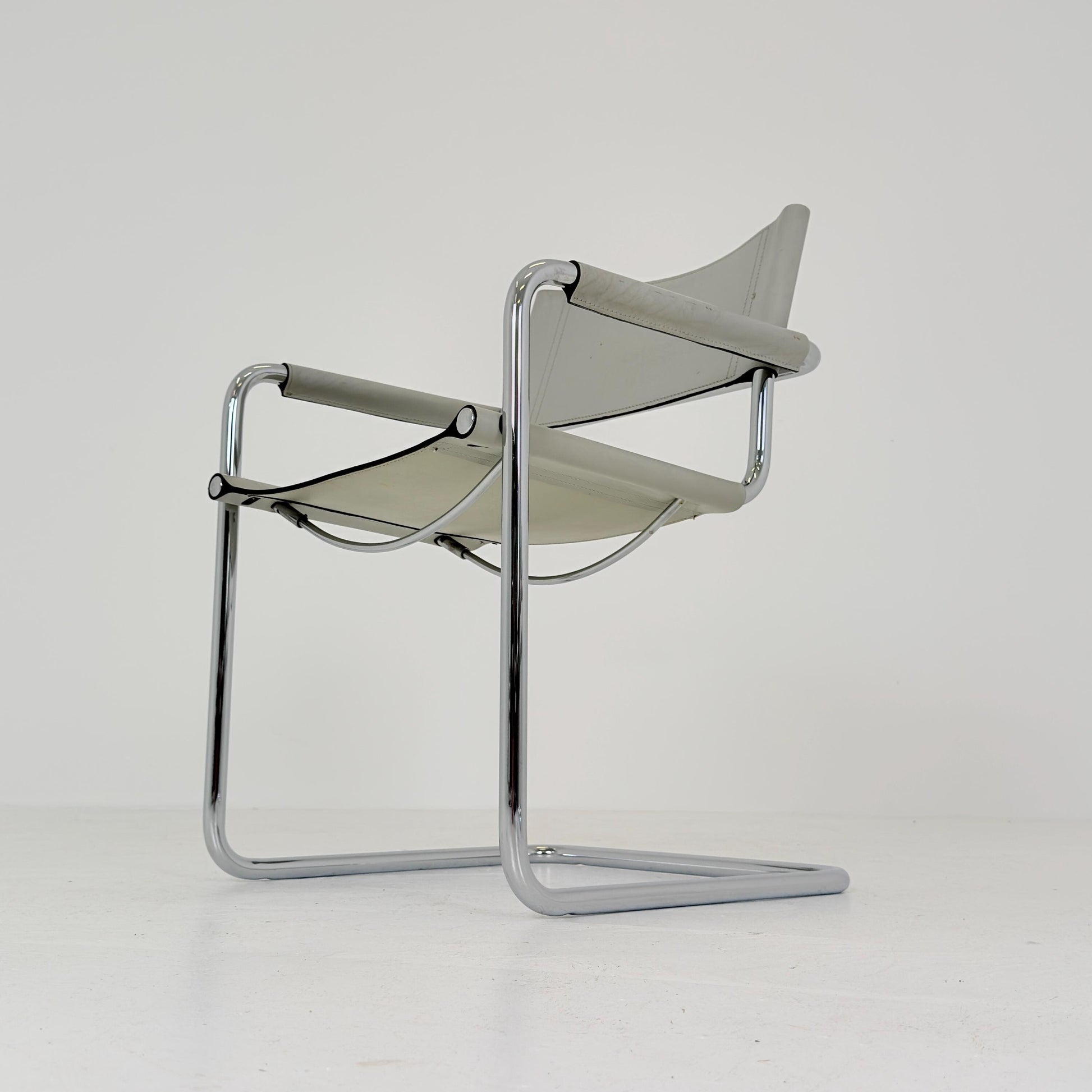 1 of 3 Mid century Bauhaus Matteo Grassi MG5 Cantilever Armchairs by Mart Stam, Italy, 1980s – Model B34