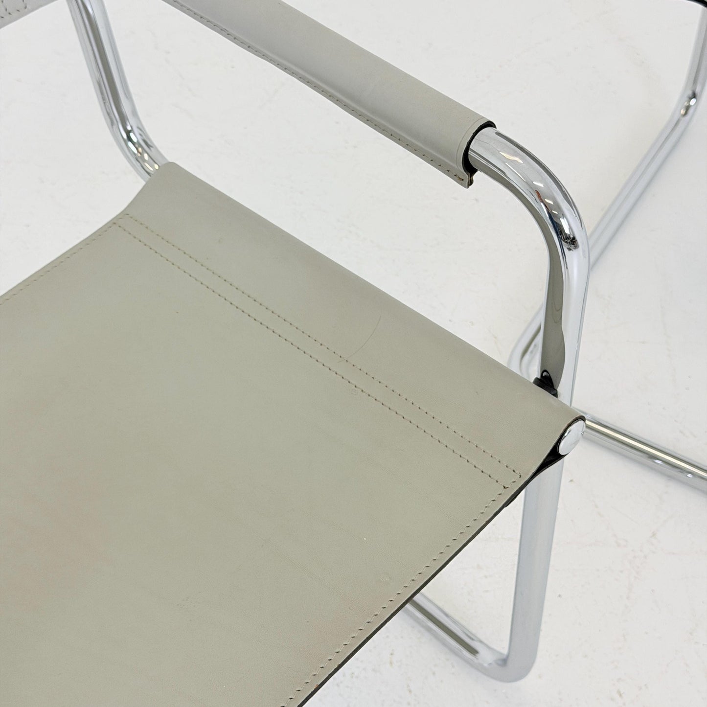 1 of 3 Mid century Bauhaus Matteo Grassi MG5 Cantilever Armchairs by Mart Stam, Italy, 1980s – Model B34
