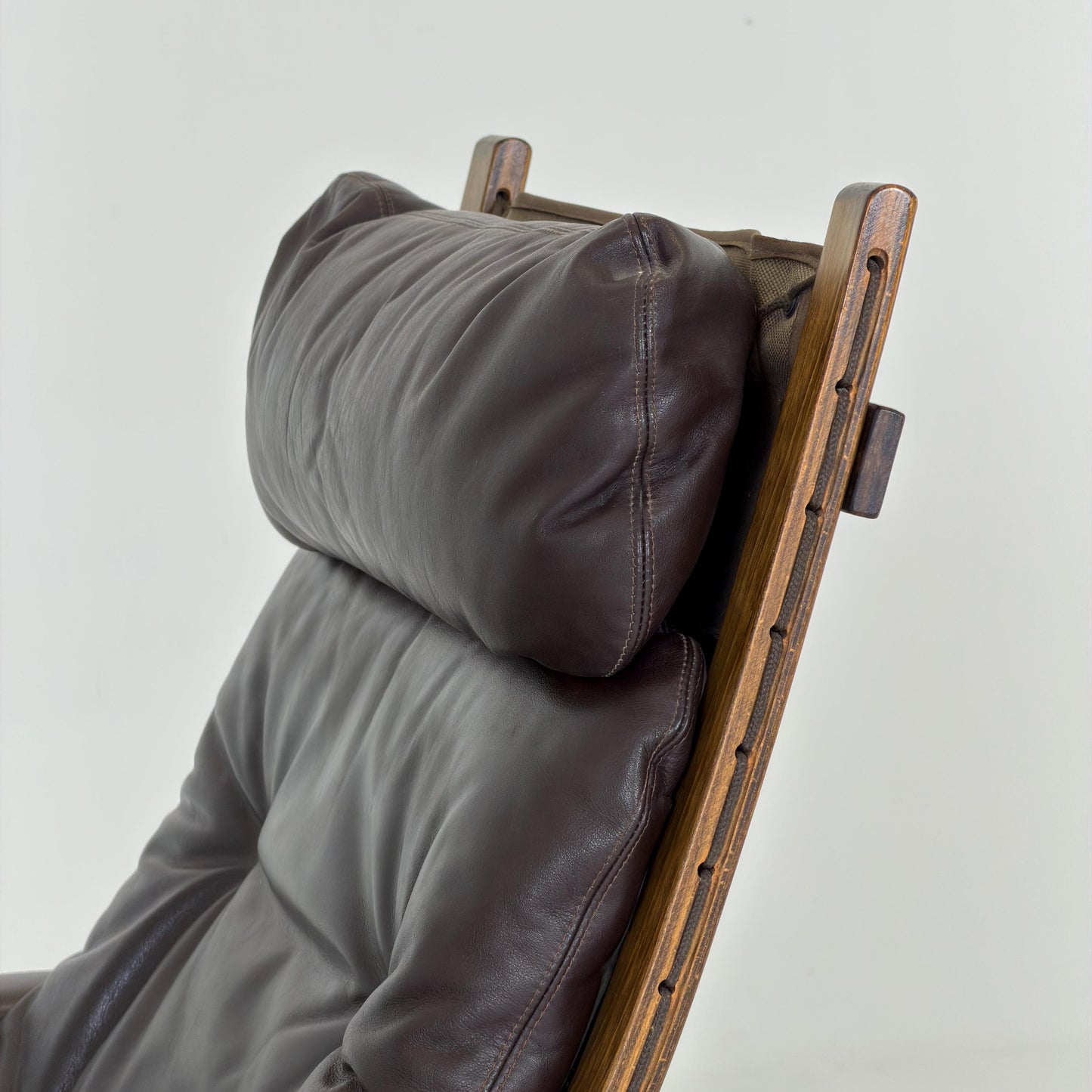 Mid century Ingmar Relling Danish Modern Siesta brown leather Chair with High Back and Armrests from Westnofa Norway 1960s