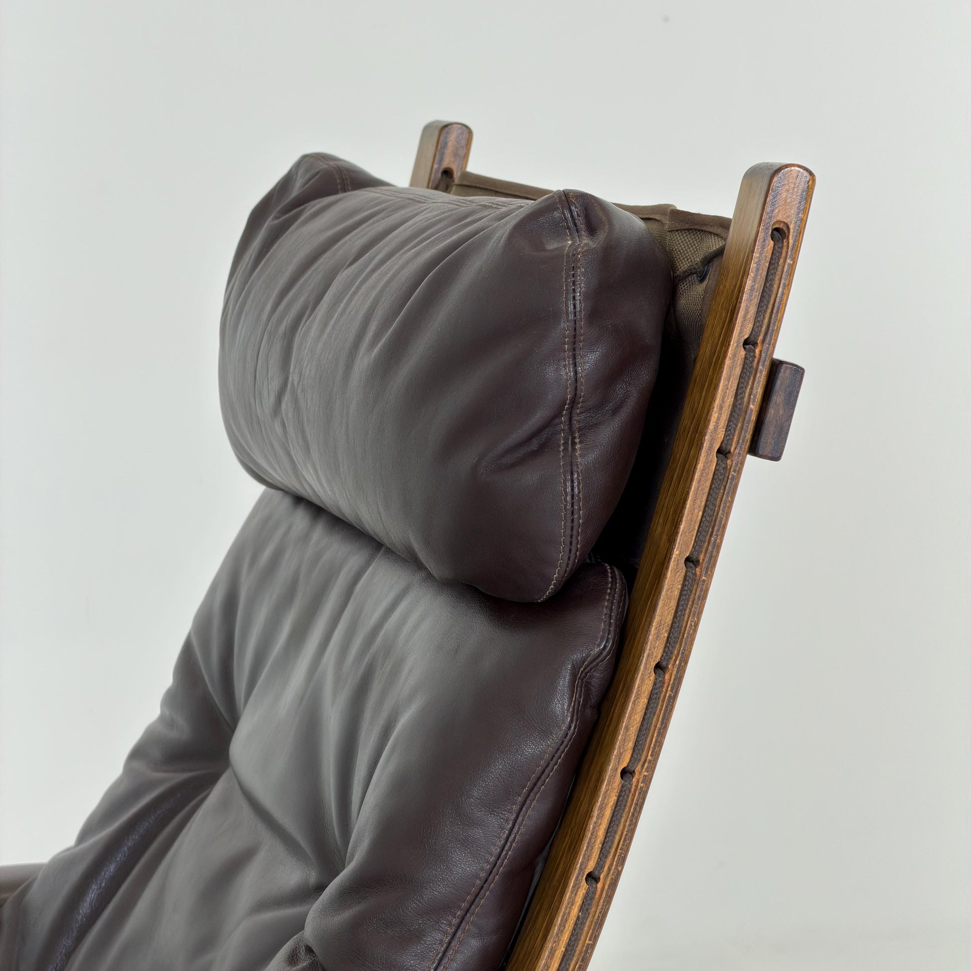 Mid century Ingmar Relling Danish Modern Siesta brown leather Chair with High Back and Armrests from Westnofa Norway 1960s
