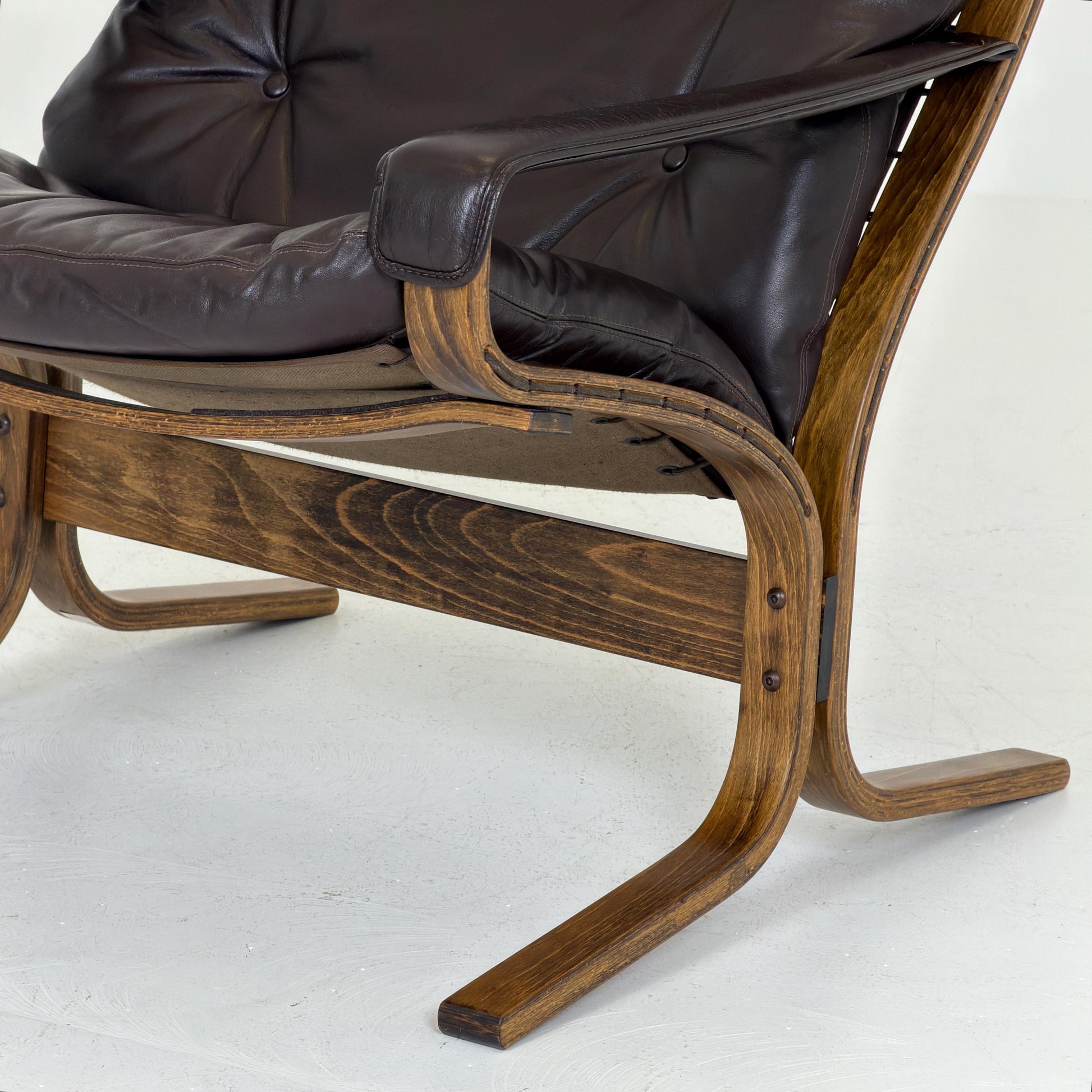 Mid century Ingmar Relling Danish Modern Siesta brown leather Chair with High Back and Armrests from Westnofa Norway 1960s