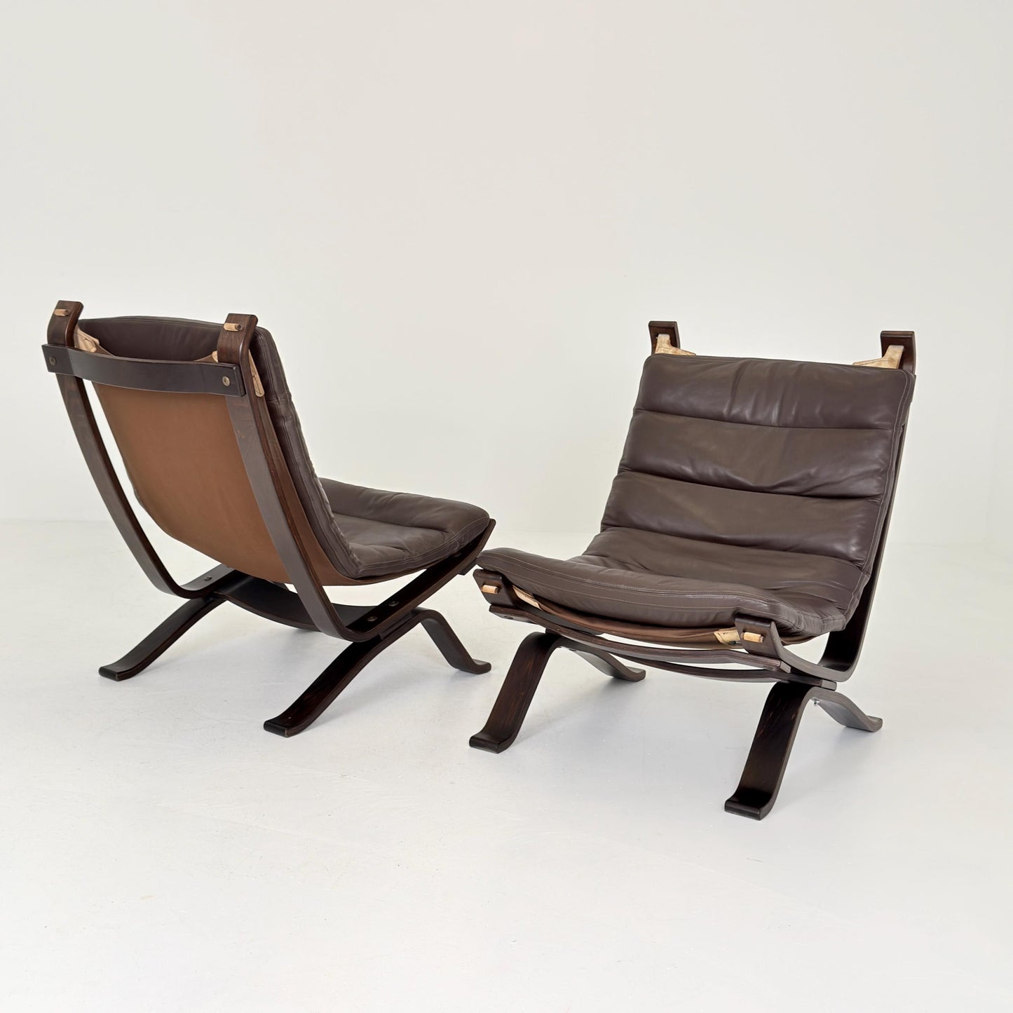 Set of 2 Mid century Focus Lounge Chairs Danish Modern Armchair | Mid Century Scandinavian Sling Chair by Bramin Denmark 1907s