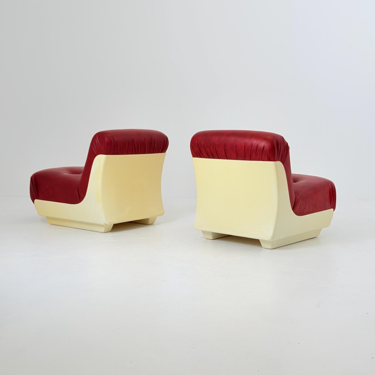 Set of 4 Mid-Century Space Age Lounge Chairs Red Leather & Fiberglass Shell, Modular 1970s Design, Germany