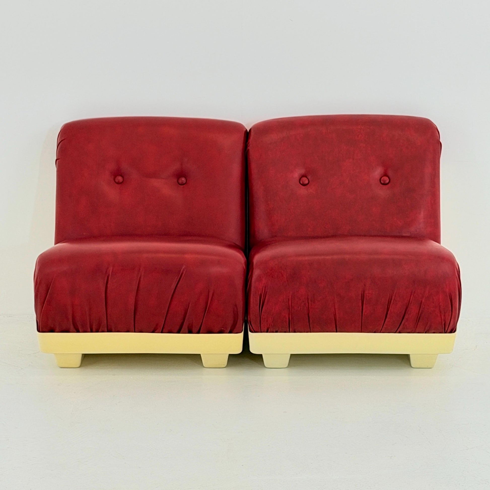 1 of 4 Mid-Century Space Age Lounge Chairs Red Leather & Fiberglass Shell, Modular 1970s Design, Germany