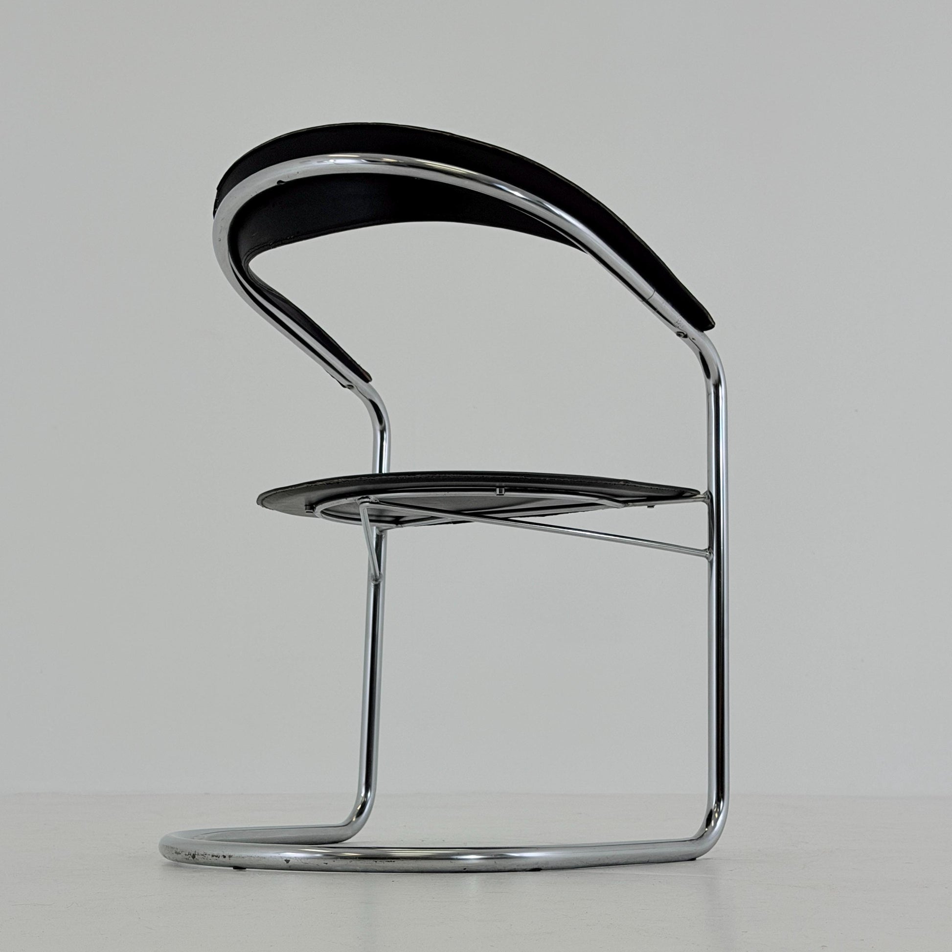 Mid century Bauhaus Canasta Cantilever Chair by Arrben, Italy 1980s,