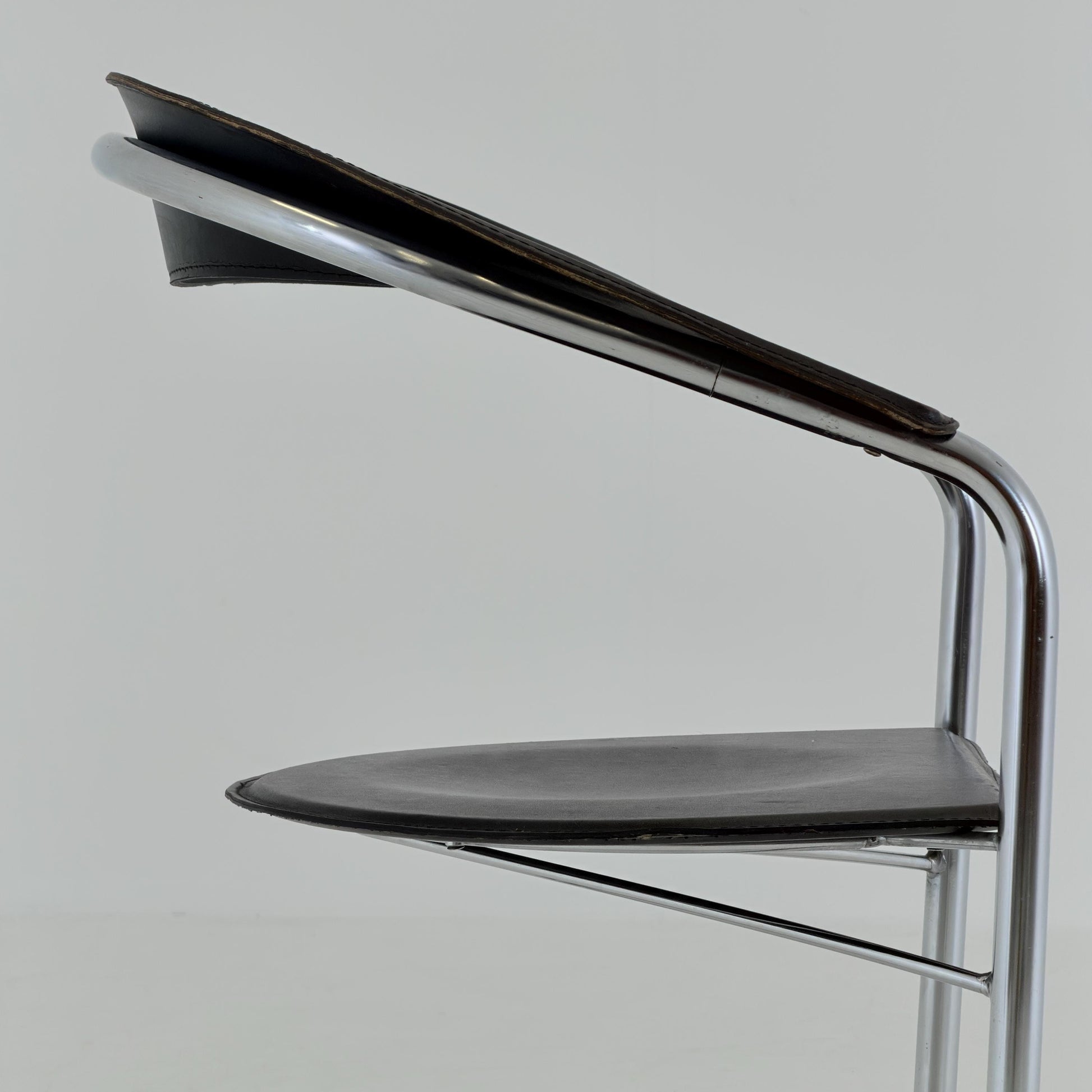 Mid century Bauhaus Canasta Cantilever Chair by Arrben, Italy 1980s,