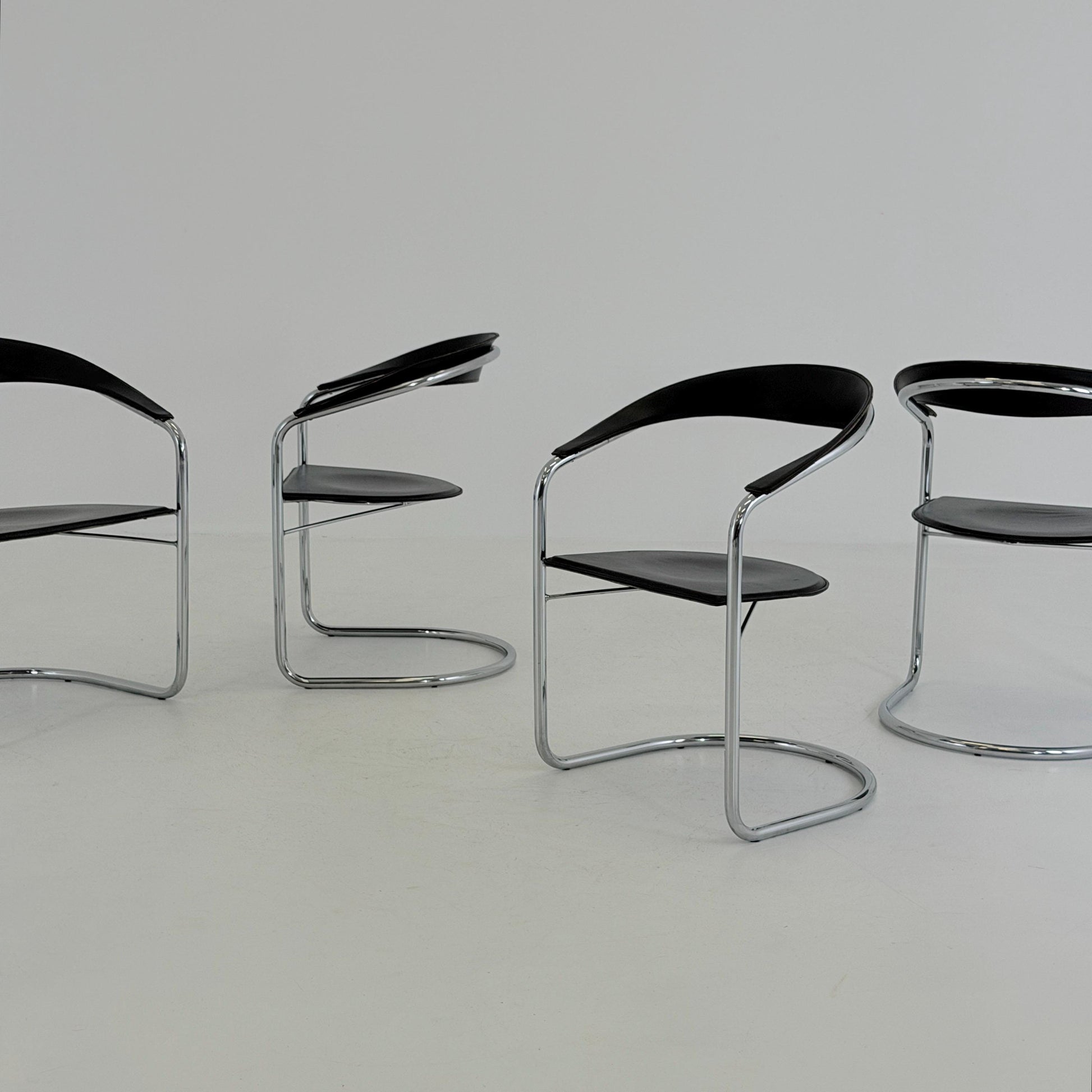 Set of 4 Mid century Bauhaus Canasta Cantilever Chairs by Arrben, Italy 1980s,