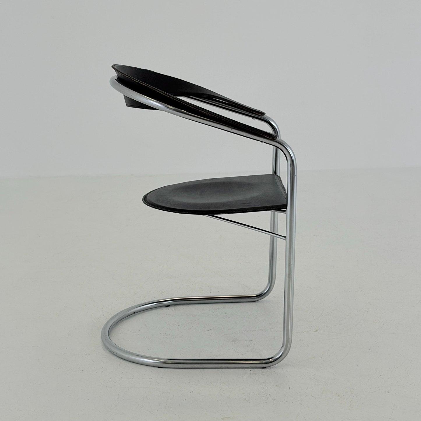 Set of 4 Mid century Bauhaus Canasta Cantilever Chairs by Arrben, Italy 1980s,