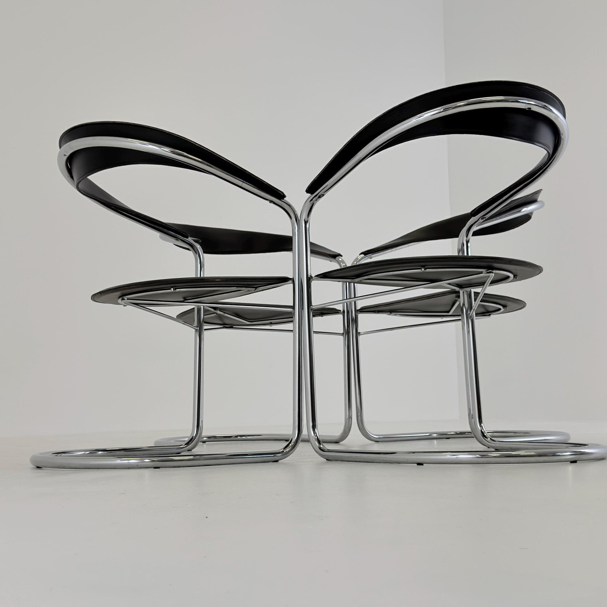 Set of 4 Mid century Bauhaus Canasta Cantilever Chairs by Arrben, Italy 1980s,