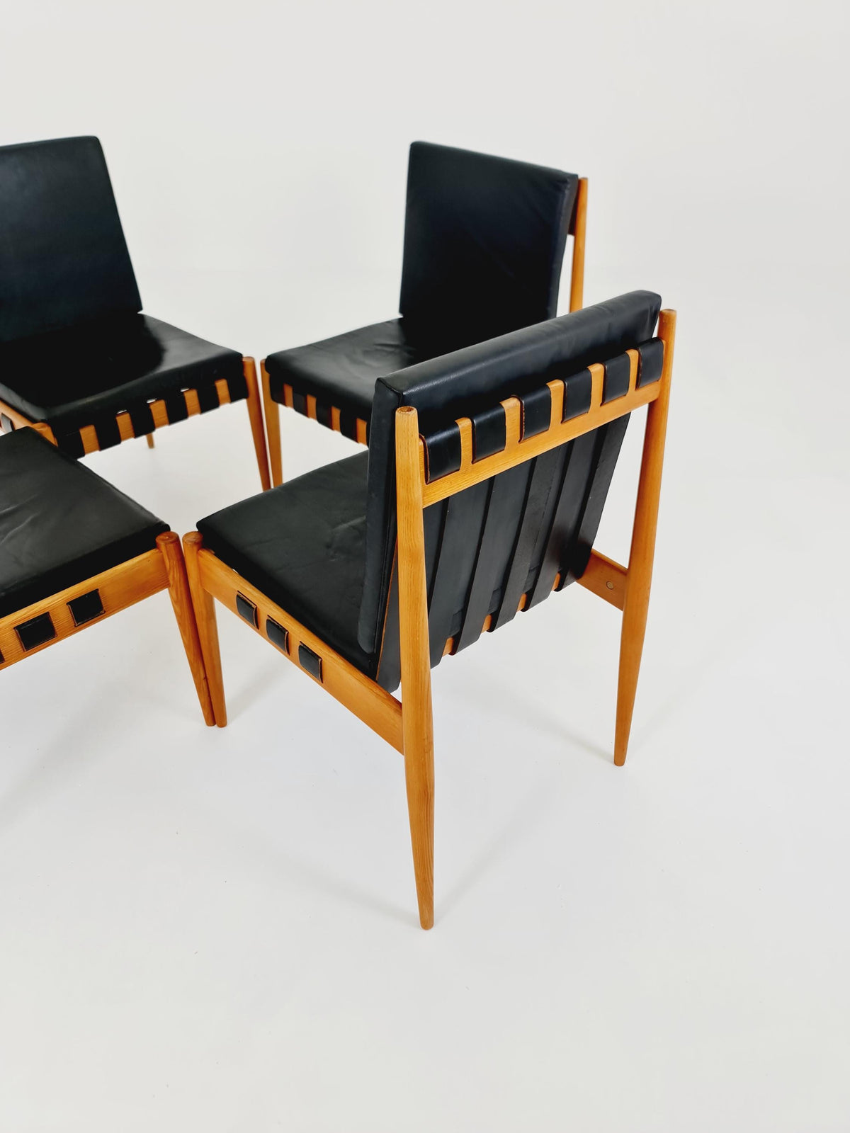 Rare Vintage Danish Ash Wood dining chairs by Egon Eiermann SE 21 , 1960s, set of 4