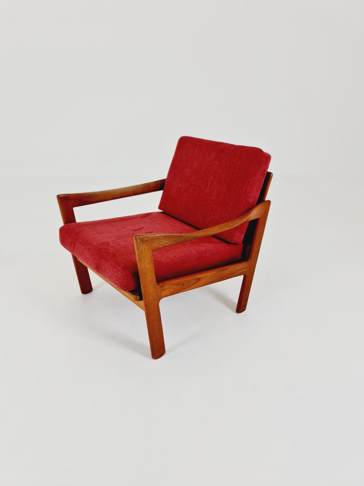 Mid century easy lounge chairs by Illum Wikkeslo Eilersen in solid teak, 1960s,