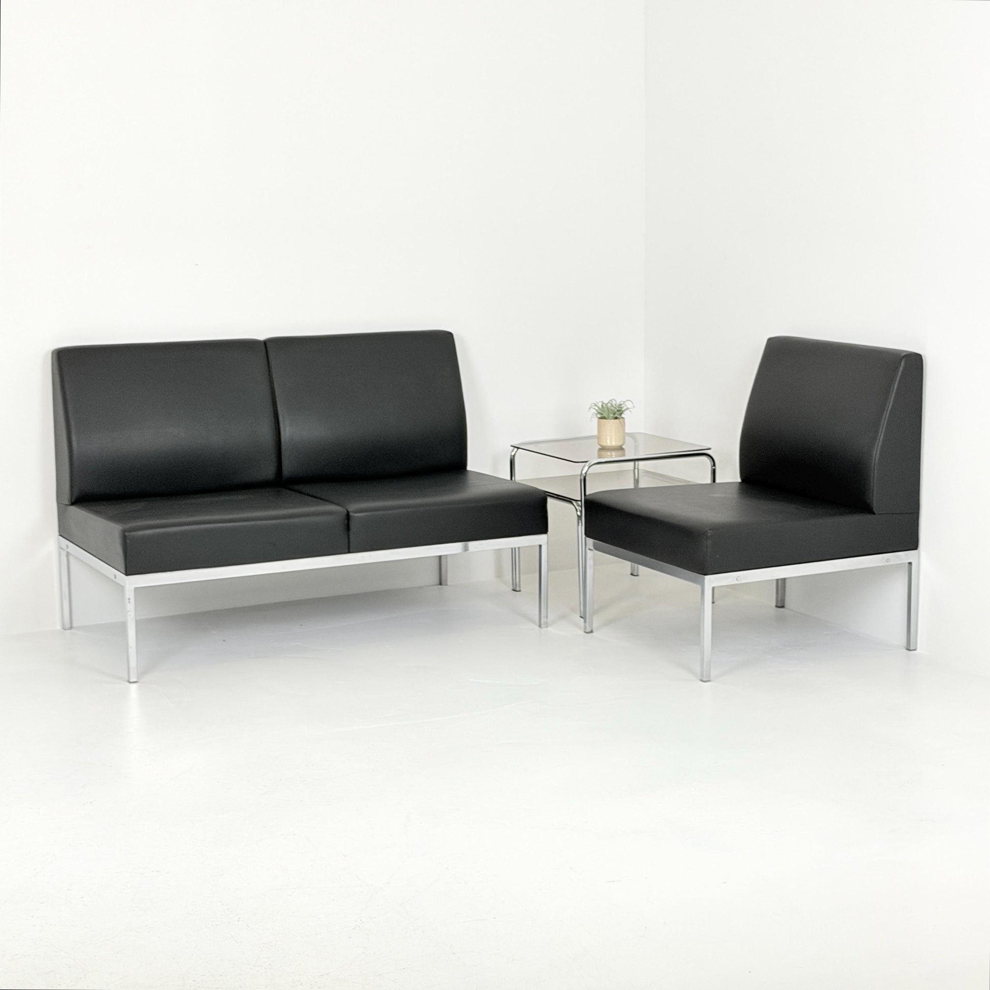 Mid-Century Bauhaus Lounge Chair & 2-Seater Sofa Set by Thonet, Germany 1980s