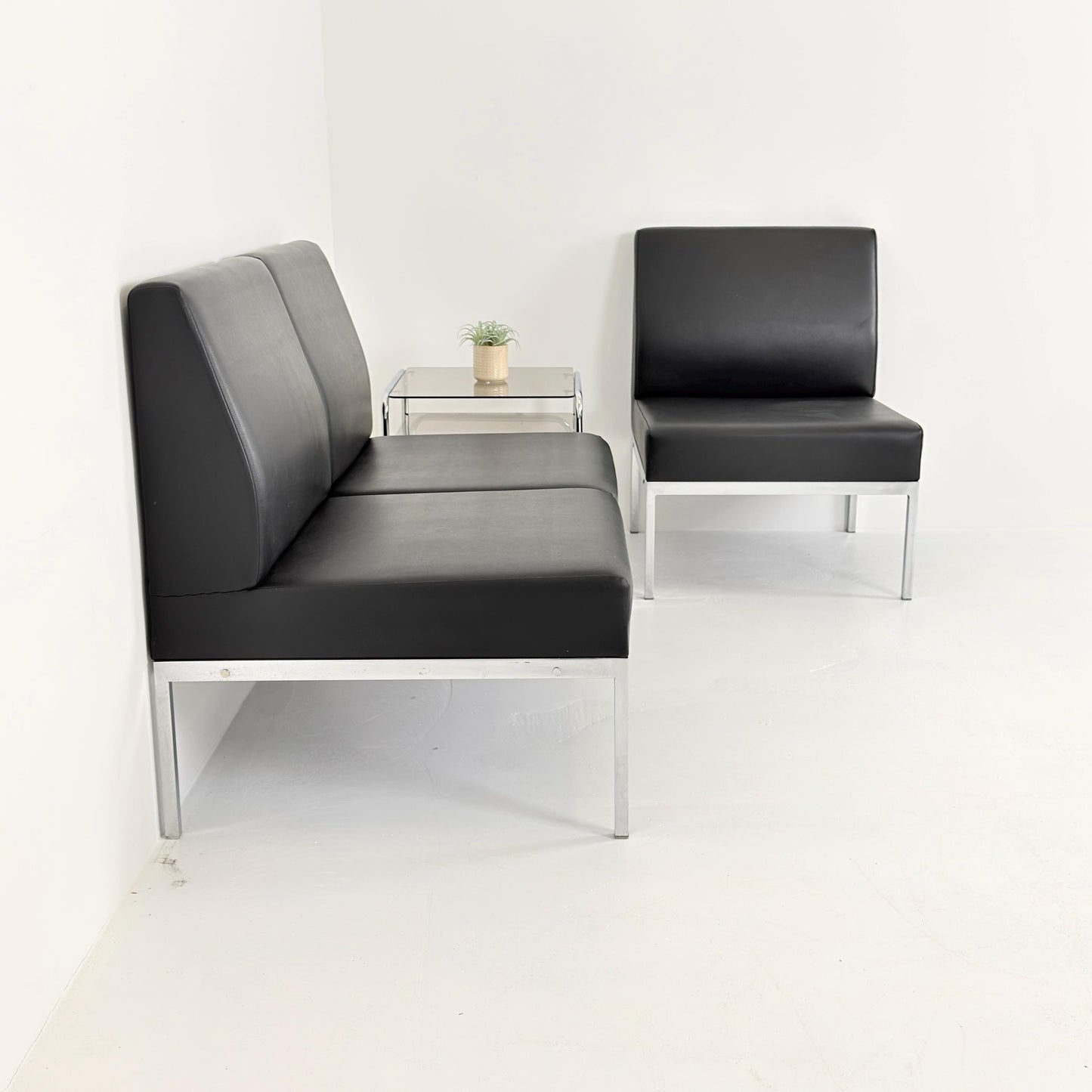 Mid-Century Bauhaus Lounge Chair & 2-Seater Sofa Set by Thonet, Germany 1980s