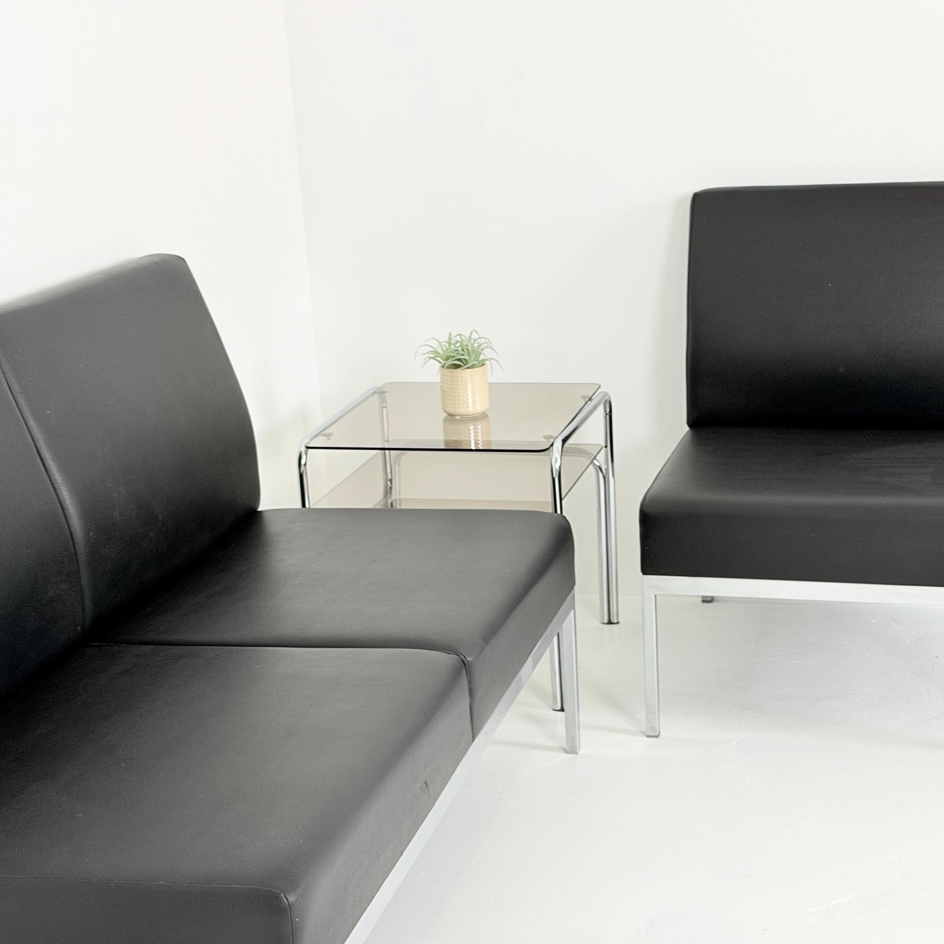 Mid-Century Bauhaus Lounge Chair & 2-Seater Sofa Set by Thonet, Germany 1980s