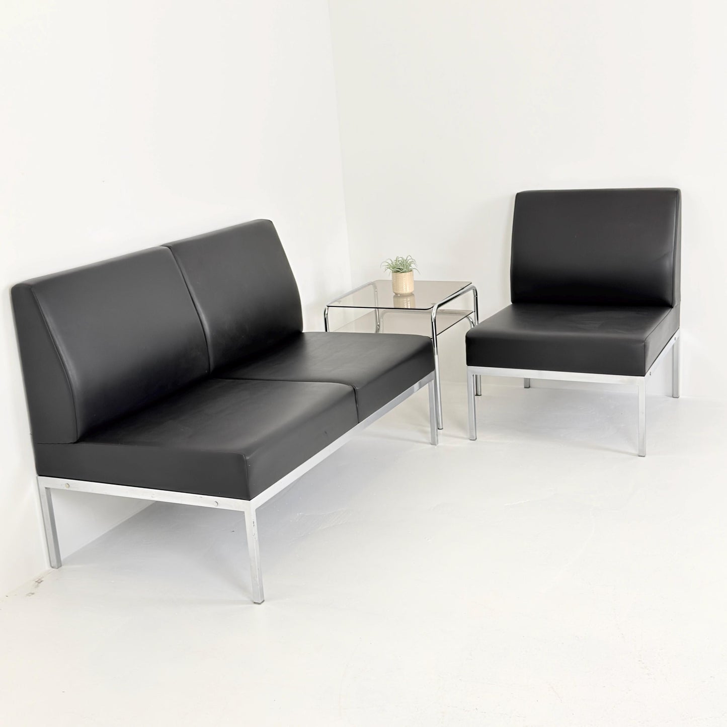 Mid-Century Bauhaus Lounge Chair & 2-Seater Sofa Set by Thonet, Germany 1980s
