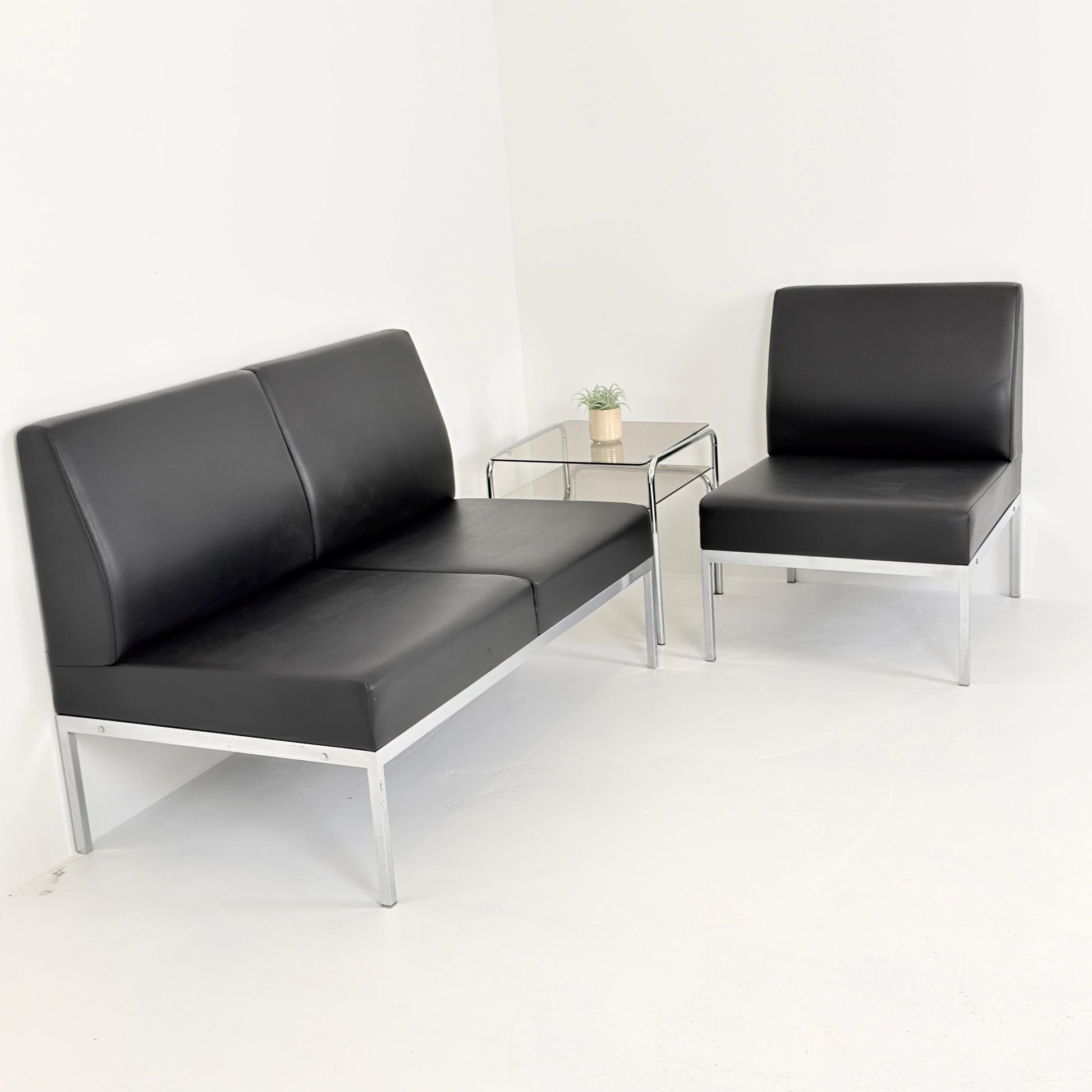 Mid-Century Bauhaus Lounge Chair & 2-Seater Sofa Set by Thonet, Germany 1980s