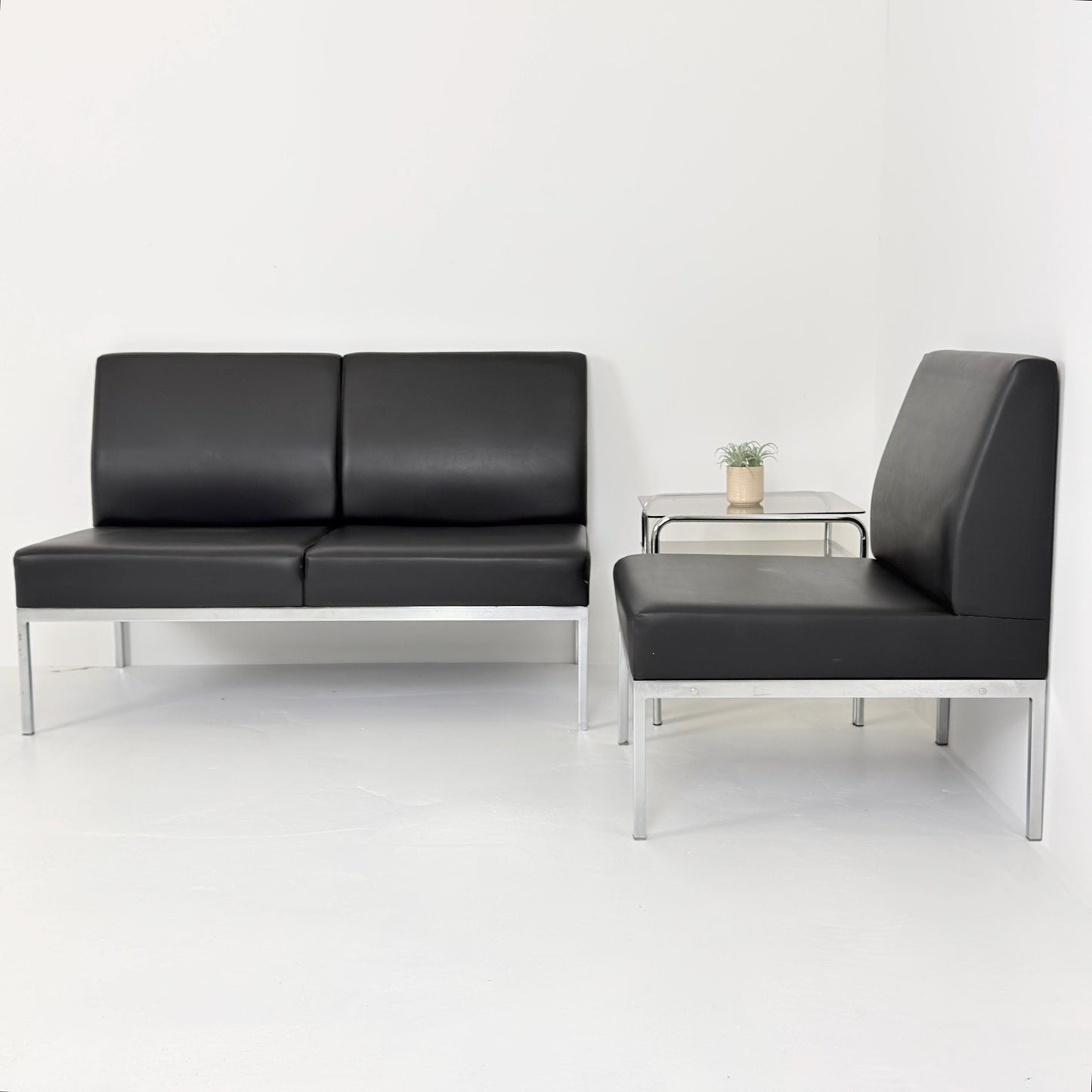 Mid-Century Bauhaus Lounge Chair & 2-Seater Sofa Set by Thonet, Germany 1980s