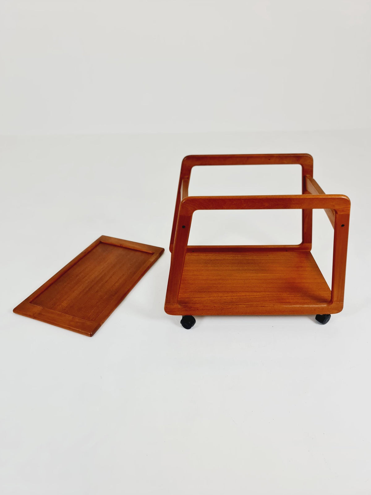 Big Vintage mid century danish trolley in solid teak/ bar cart By SIKA Mobler , 1960s