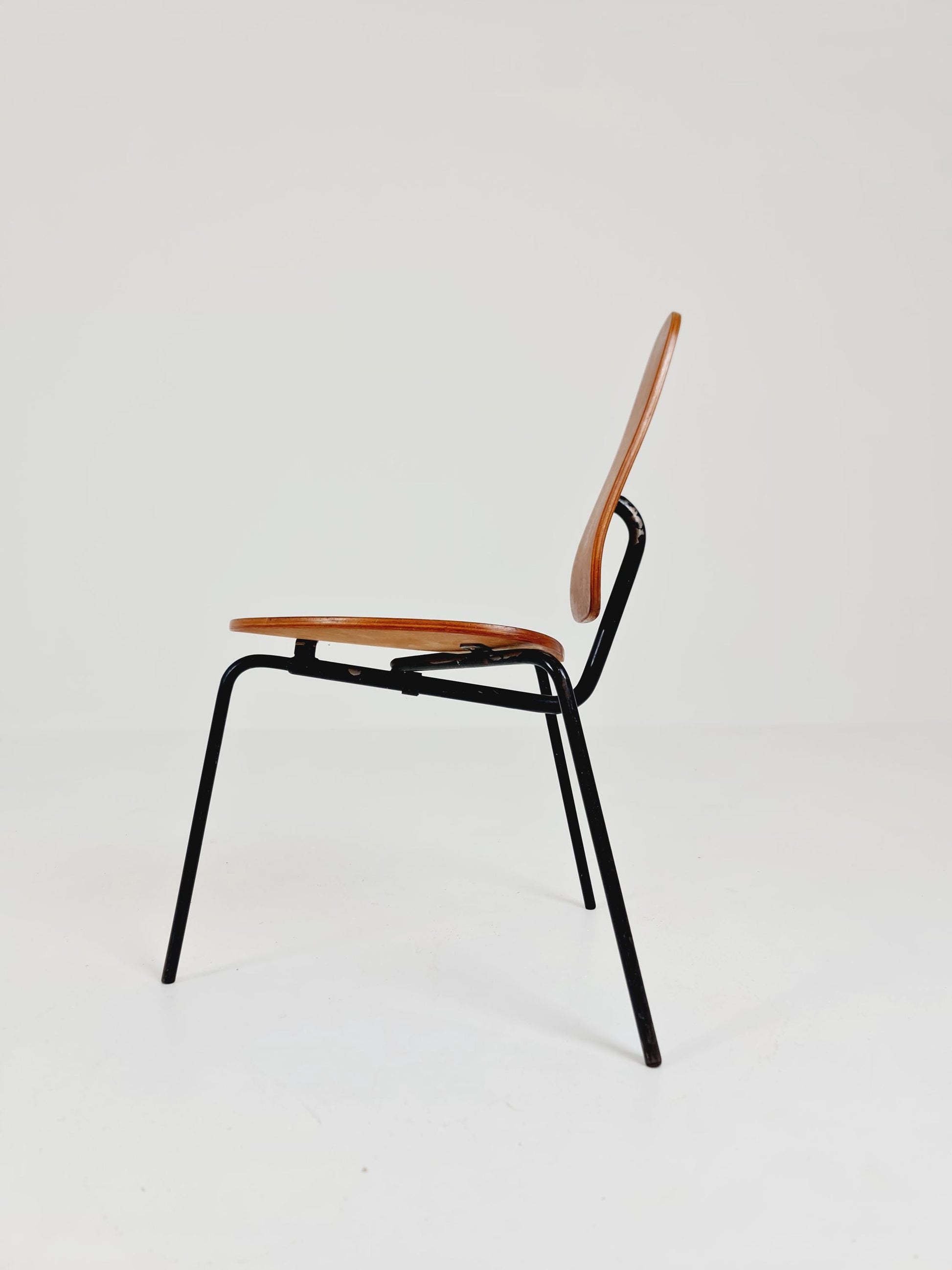 Vintage Mid Century German tripod Chair Teak by Mauser 1960s,