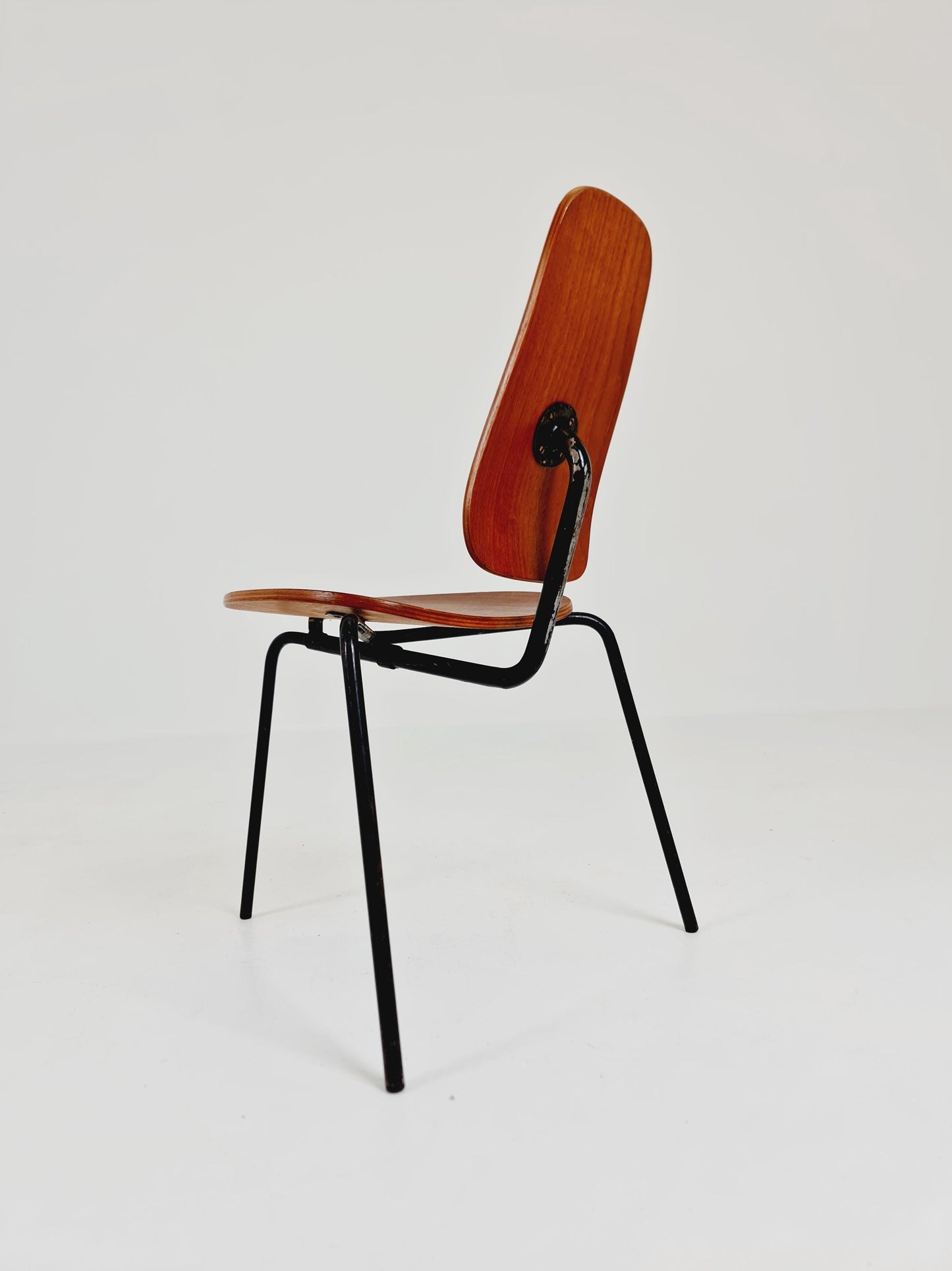 Vintage Mid Century German tripod Chair Teak by Mauser 1960s,