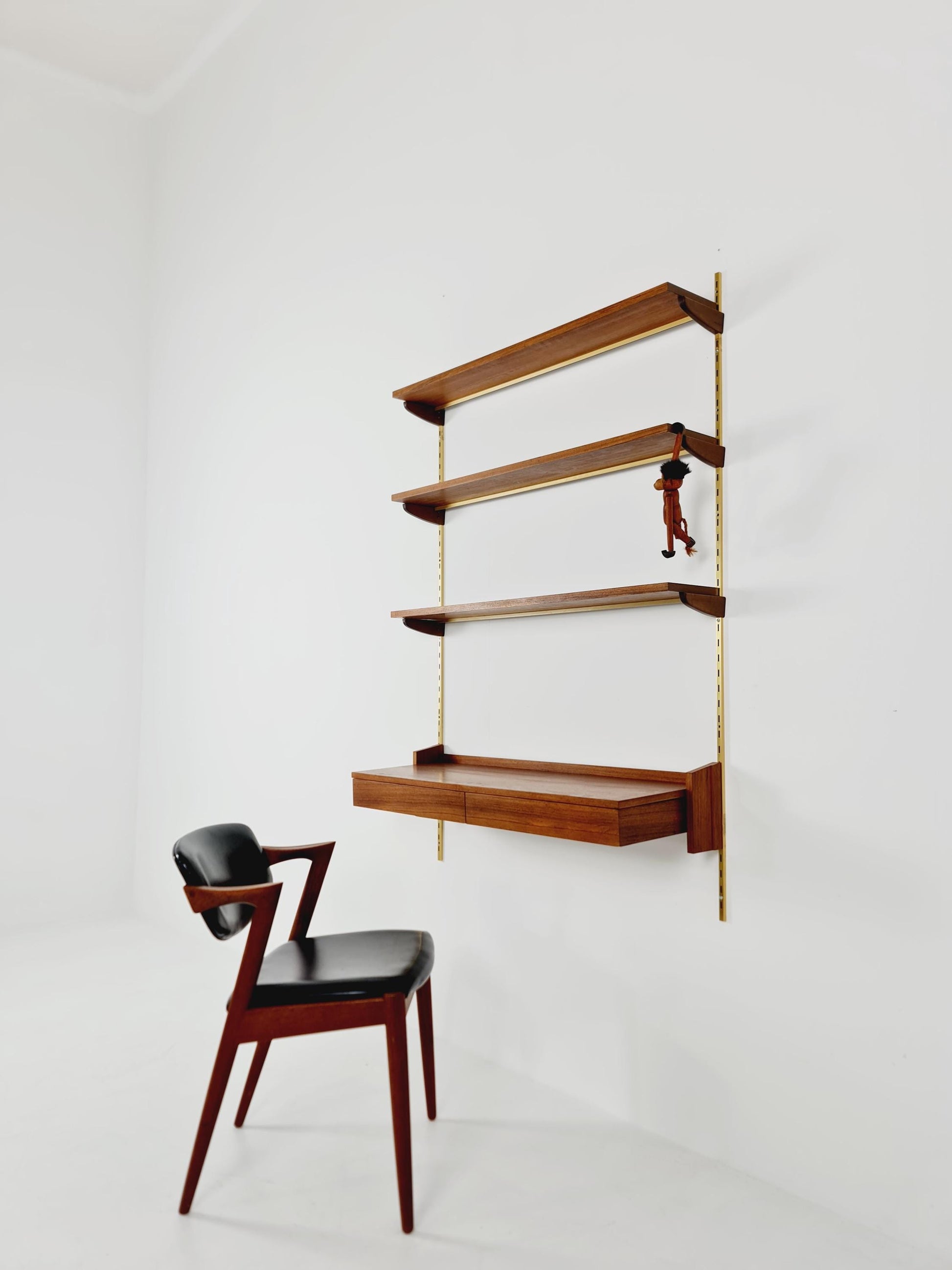 Mid century German Roeswood shelf-system by WK Möbel, 1950s