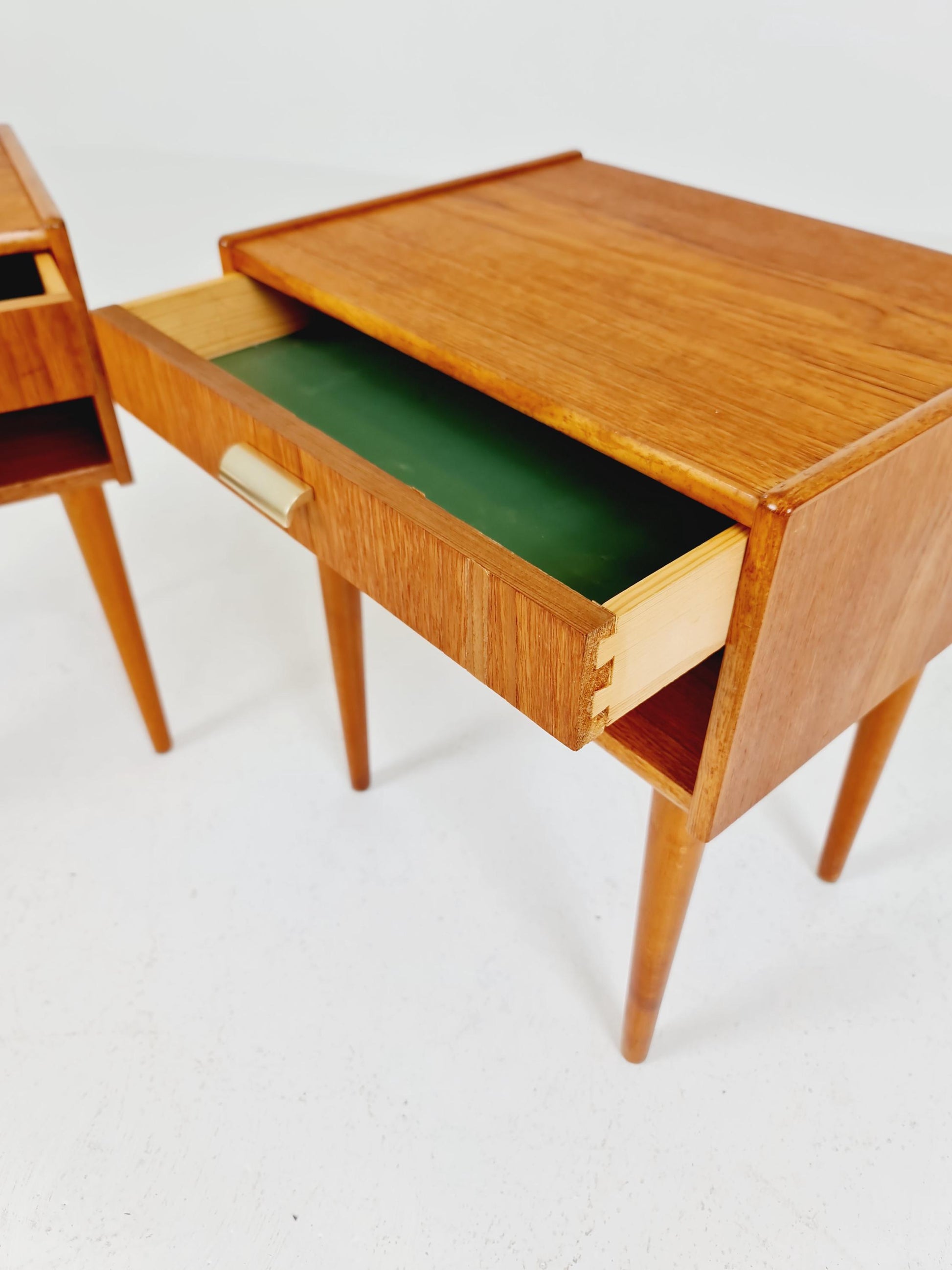 Mid century Danish teak side tables/ Bedside tables/ Nightstands, Denmark, 1960s, set of 2