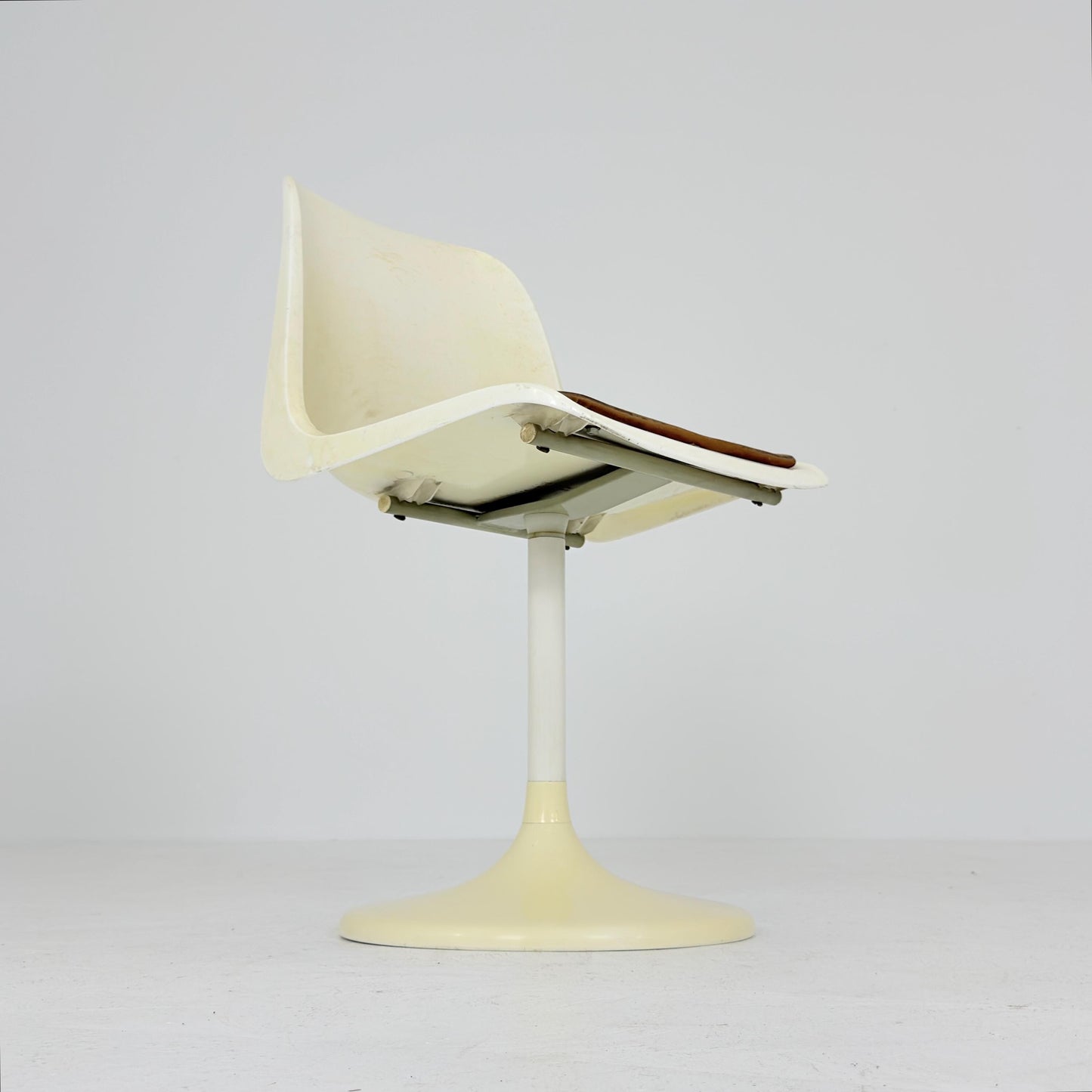 Mid-Century Space Age Tulip Swivel Chair, Germany 1970s