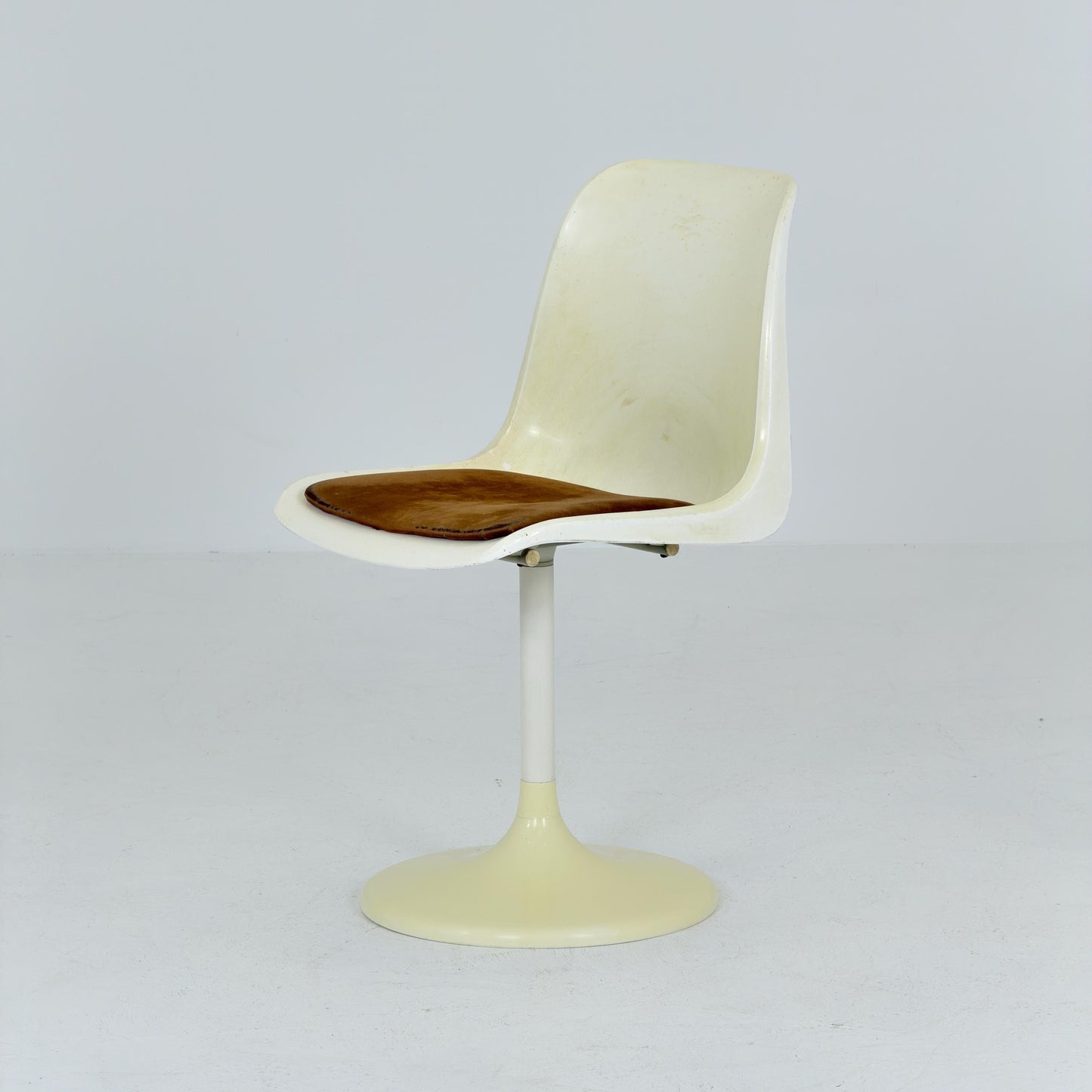 Mid-Century Space Age Tulip Swivel Chair, Germany 1970s
