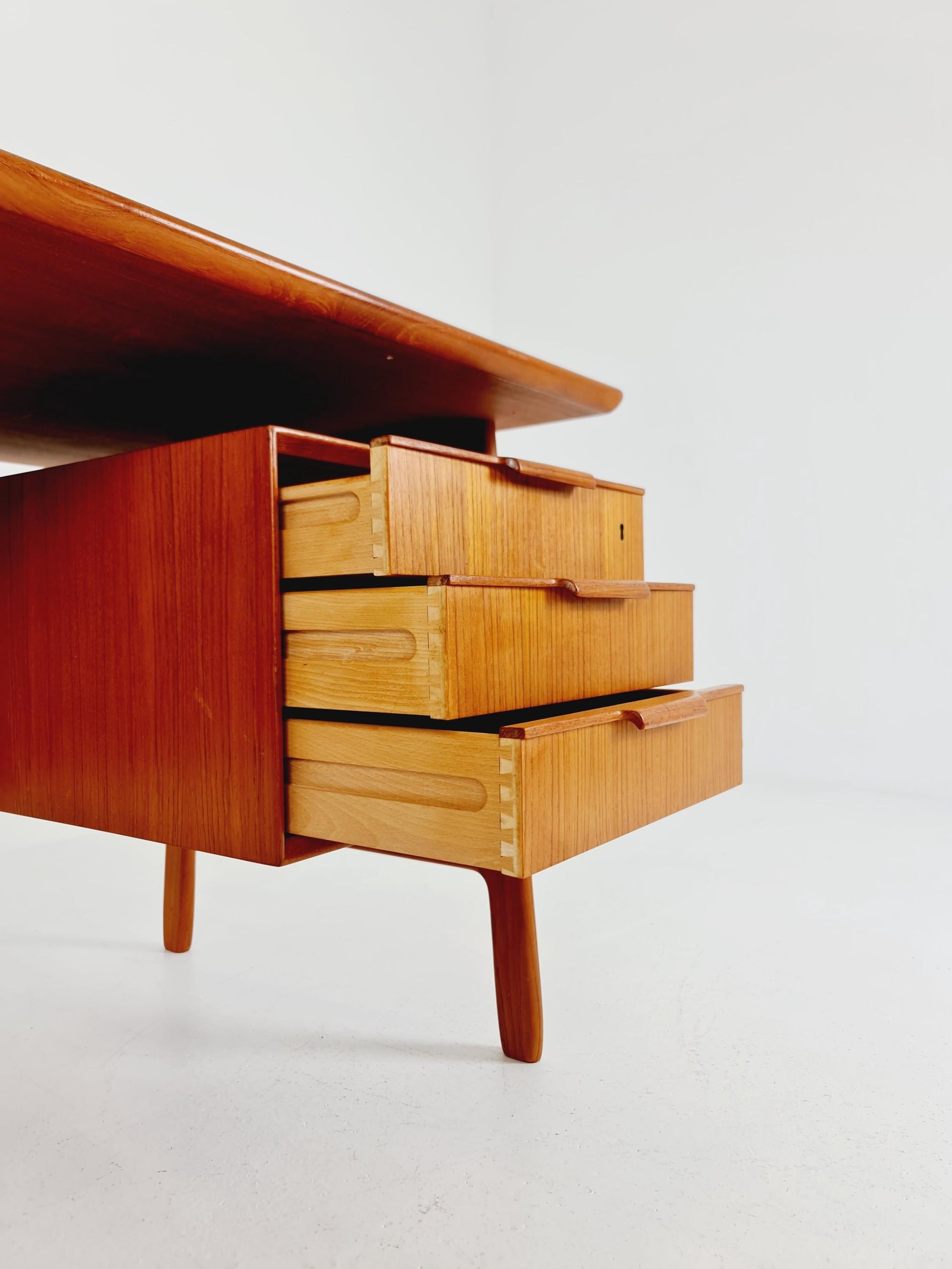 Danish teak desk, Executive Desk by Omann jun, Model No 75, 1960s