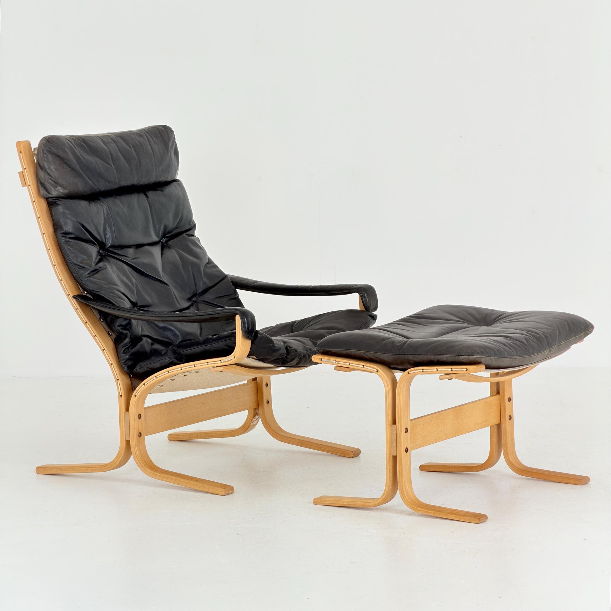 Mid Century Siesta High Back Lounge Chair & Ottoman Set by Ingmar Relling for Westnofa Norway 1960s