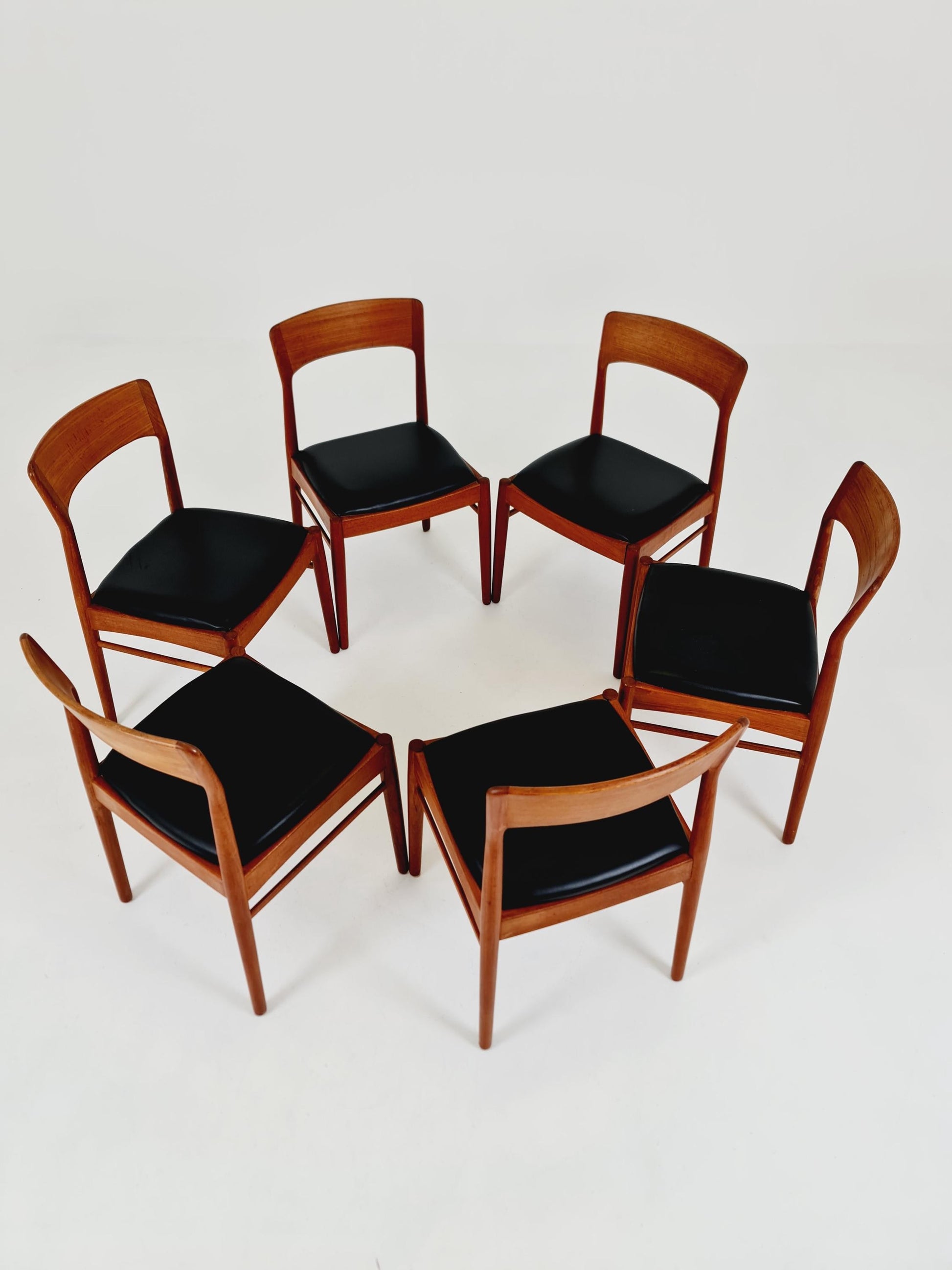 Mid Century Dansih Teak and Leather chair by Henning kaernulf , 1960s Set of 6