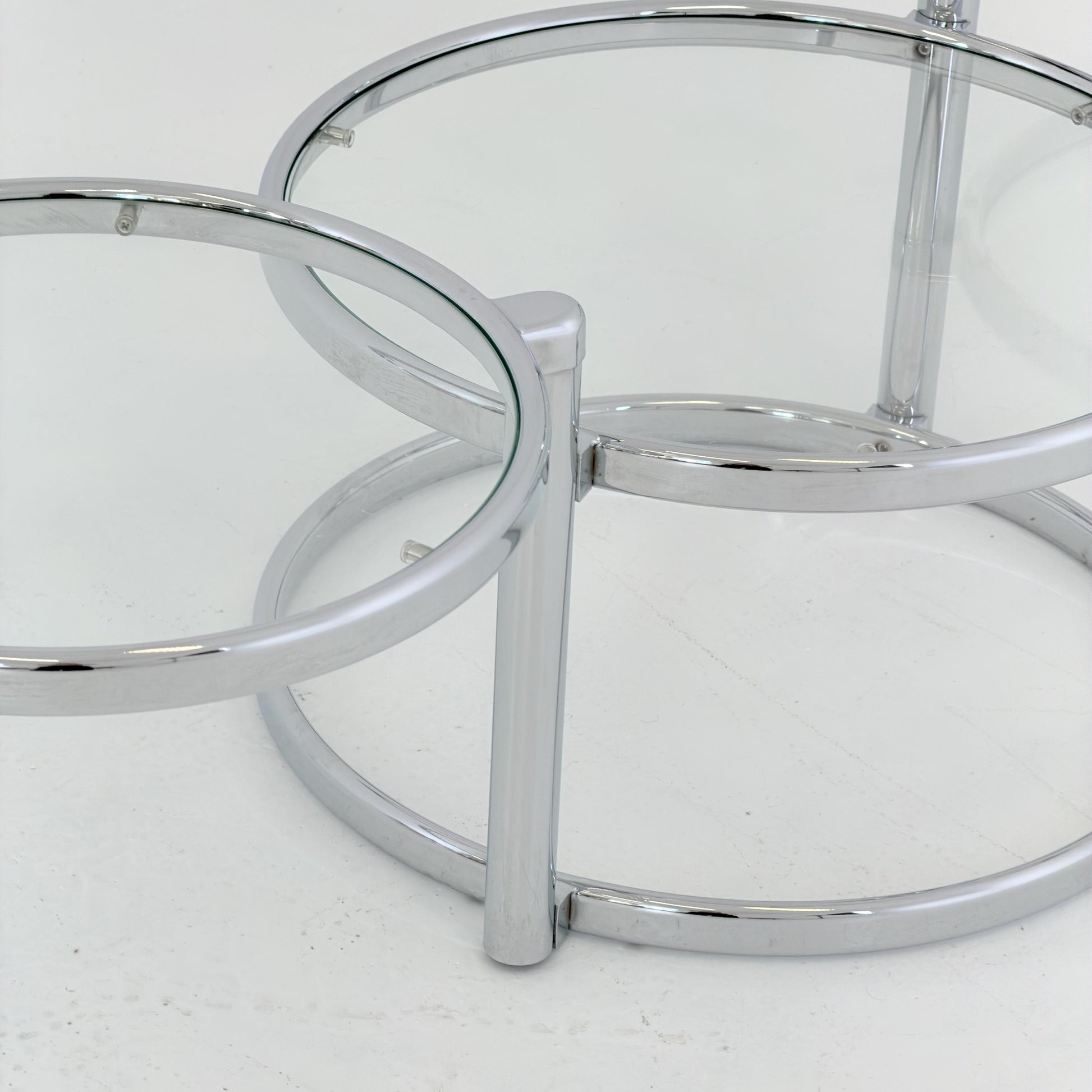 Mid-Century bauhsus Swivel Coffee Table by Milo baughman Italy, 1980s