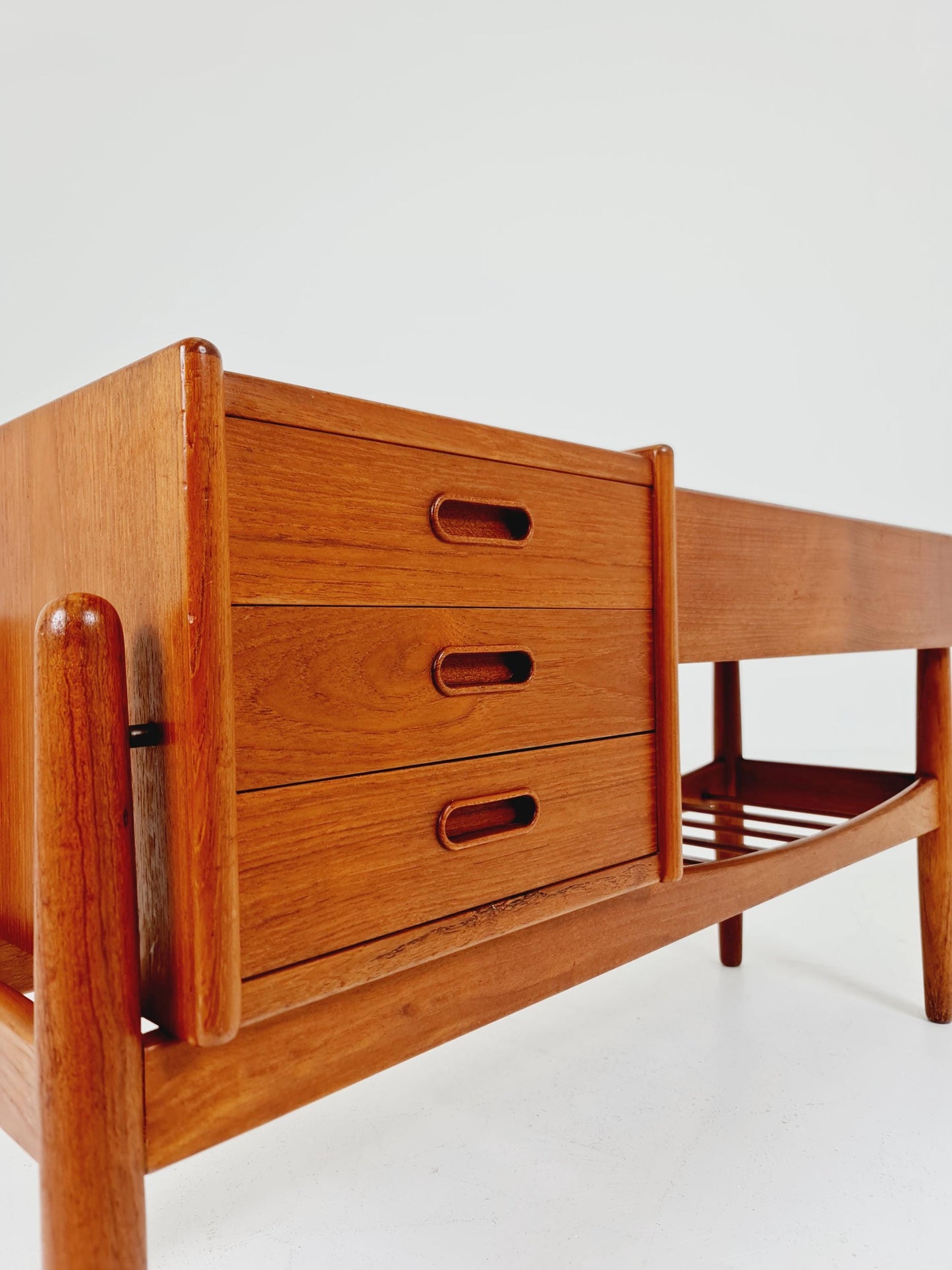 Danish teak plant table/ hallway table Arne wahl Iversen, 1960s