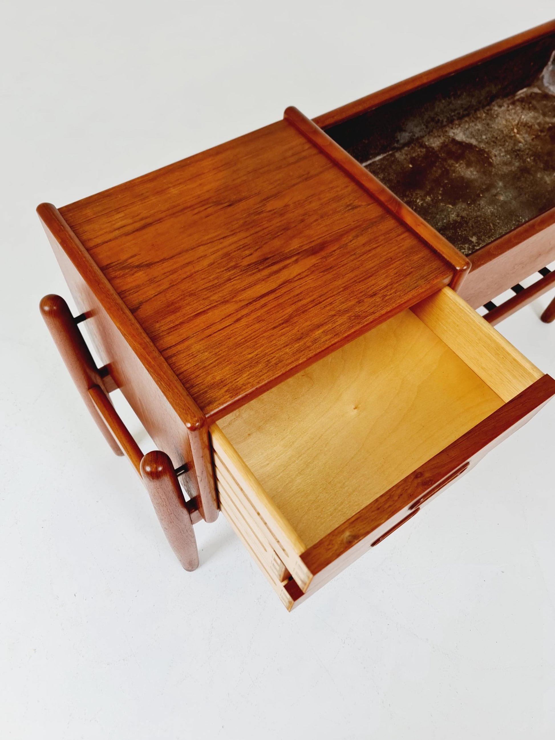 Danish teak plant table/ hallway table Arne wahl Iversen, 1960s