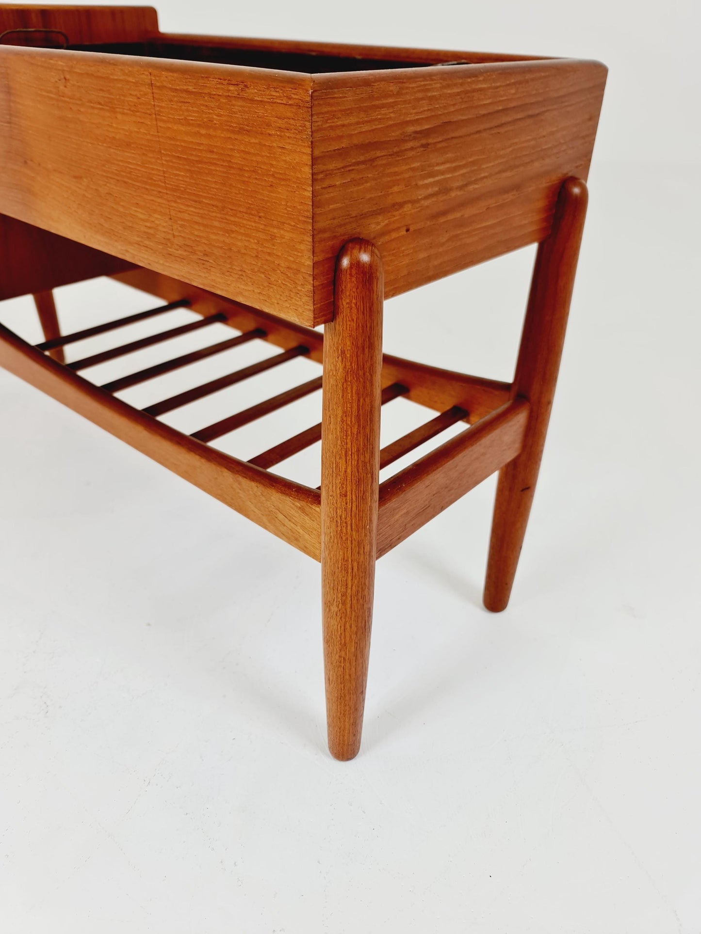 Danish teak plant table/ hallway table Arne wahl Iversen, 1960s